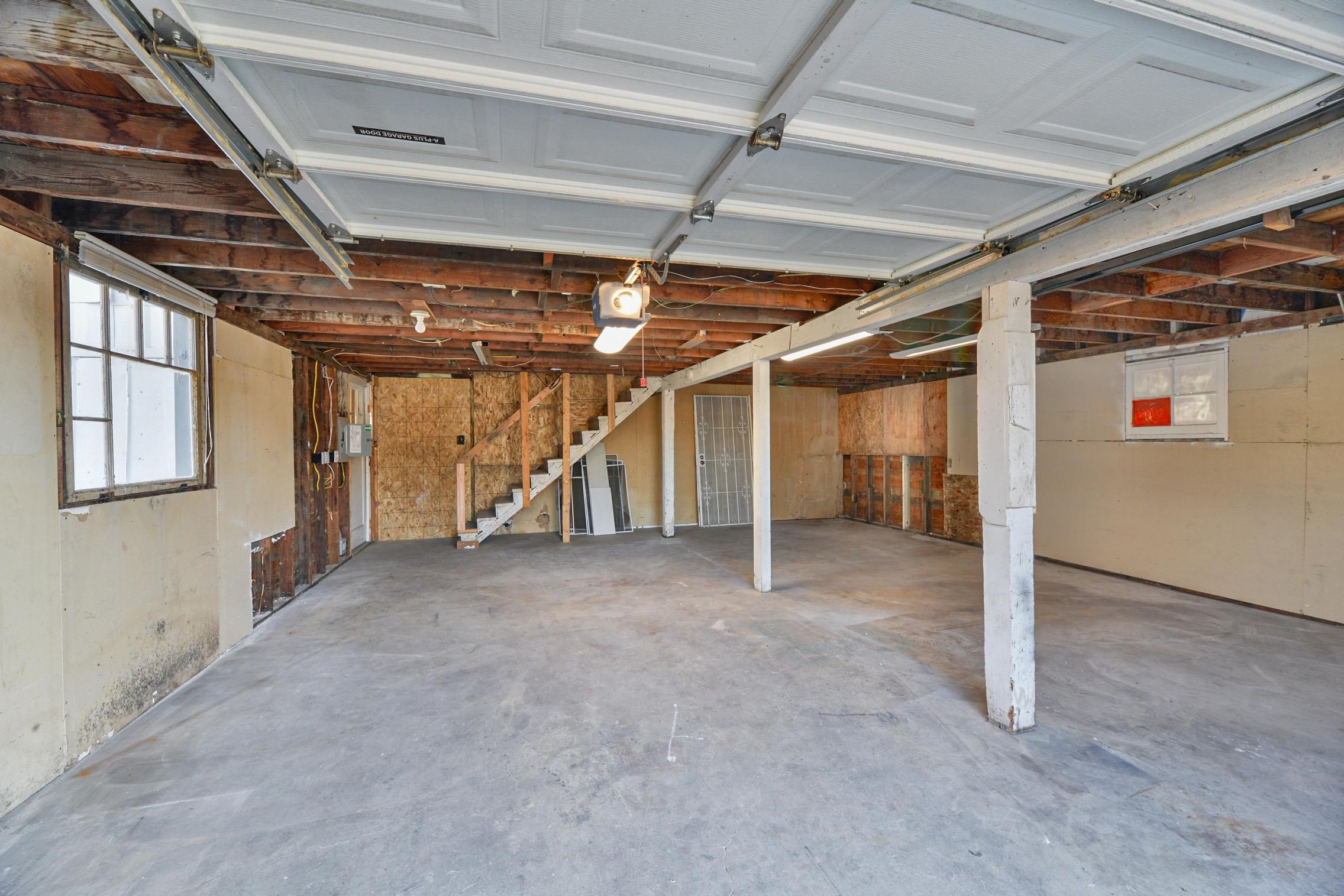 2912 N Hemlock St - Photo 26