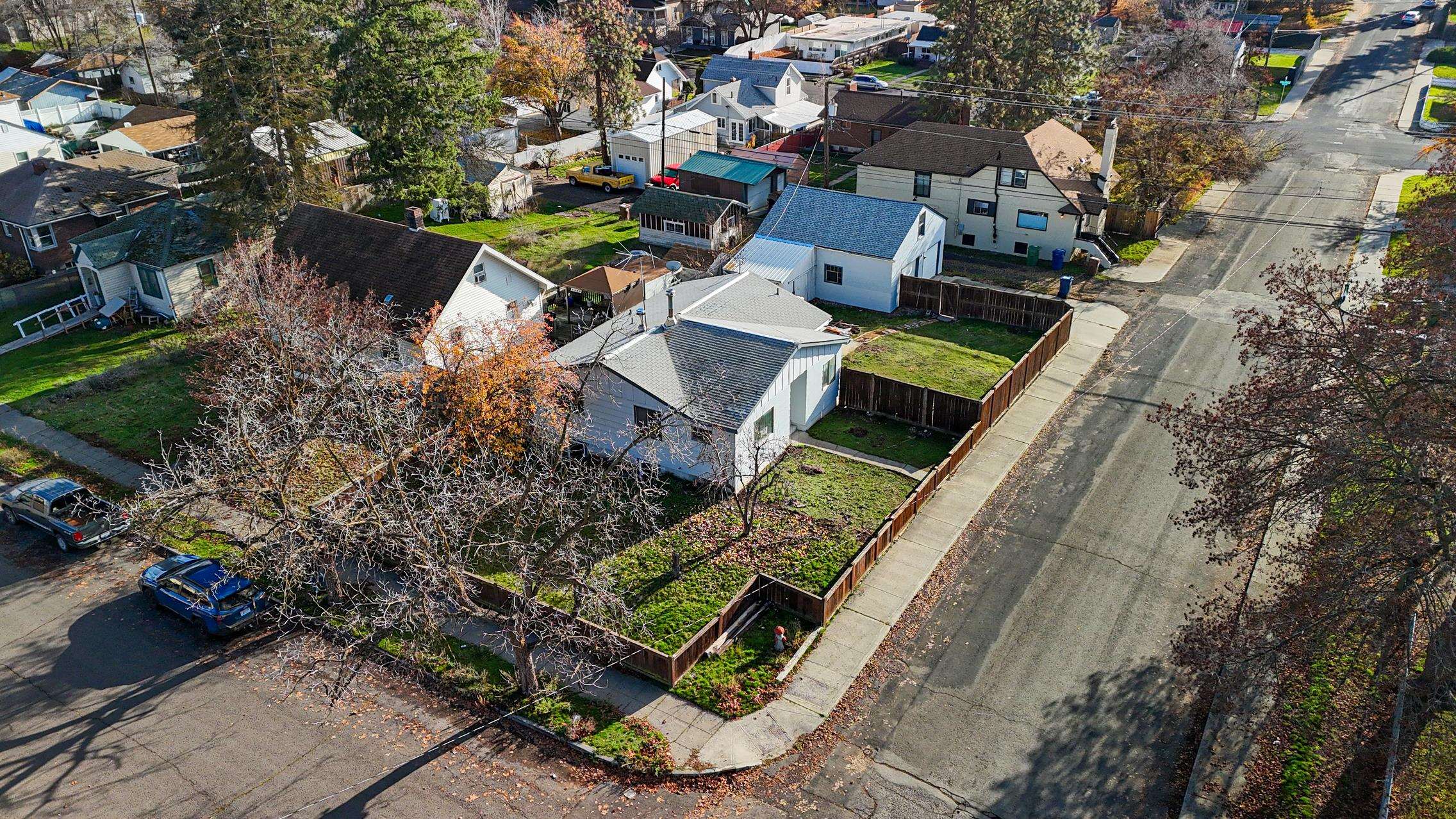 2912 N Hemlock St - Photo 28