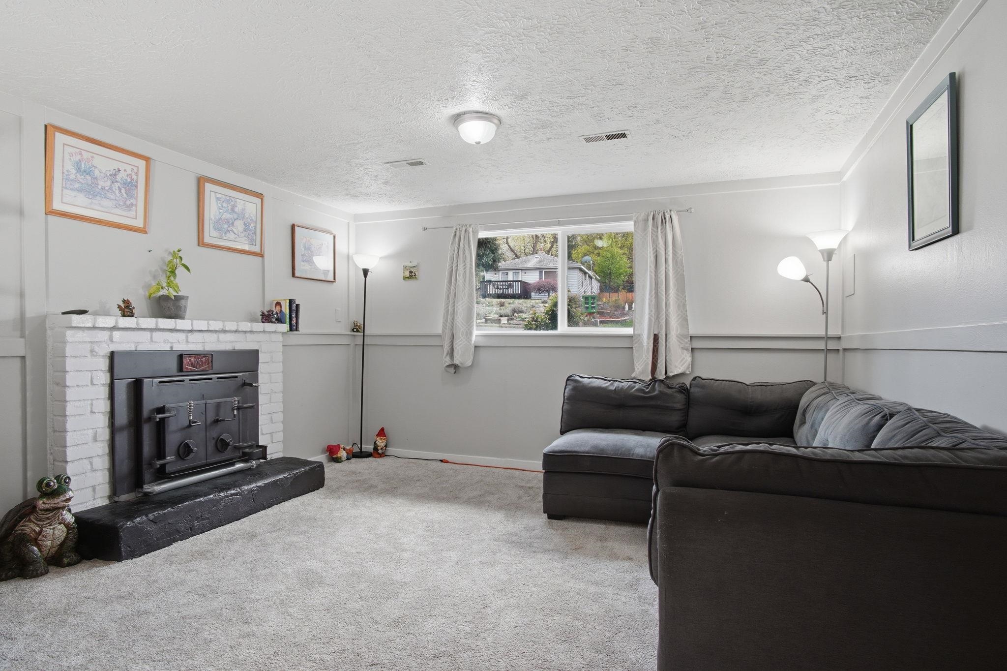 4011 E 12th Ave - Photo 13