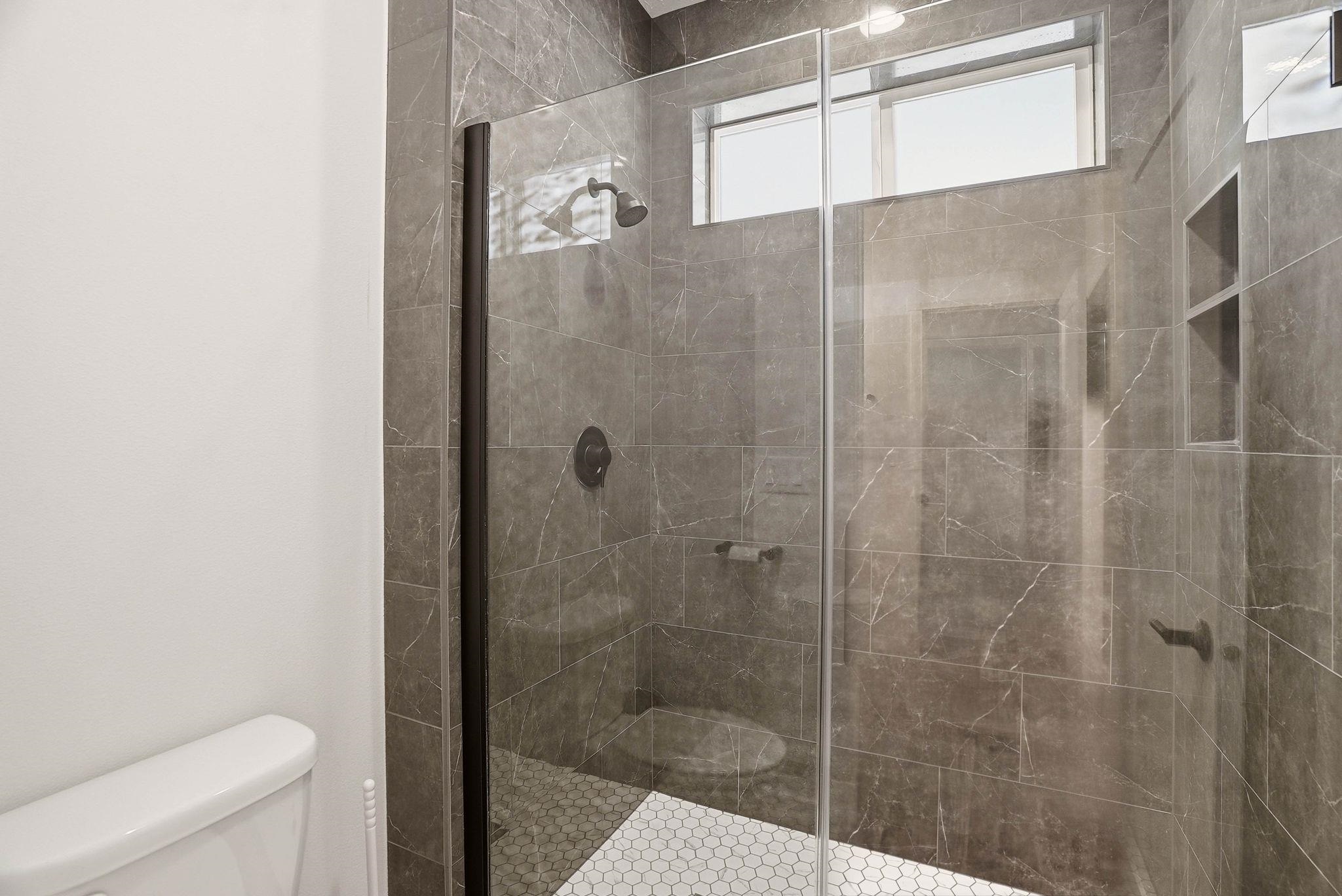2121 E 33rd Ave - Photo 29