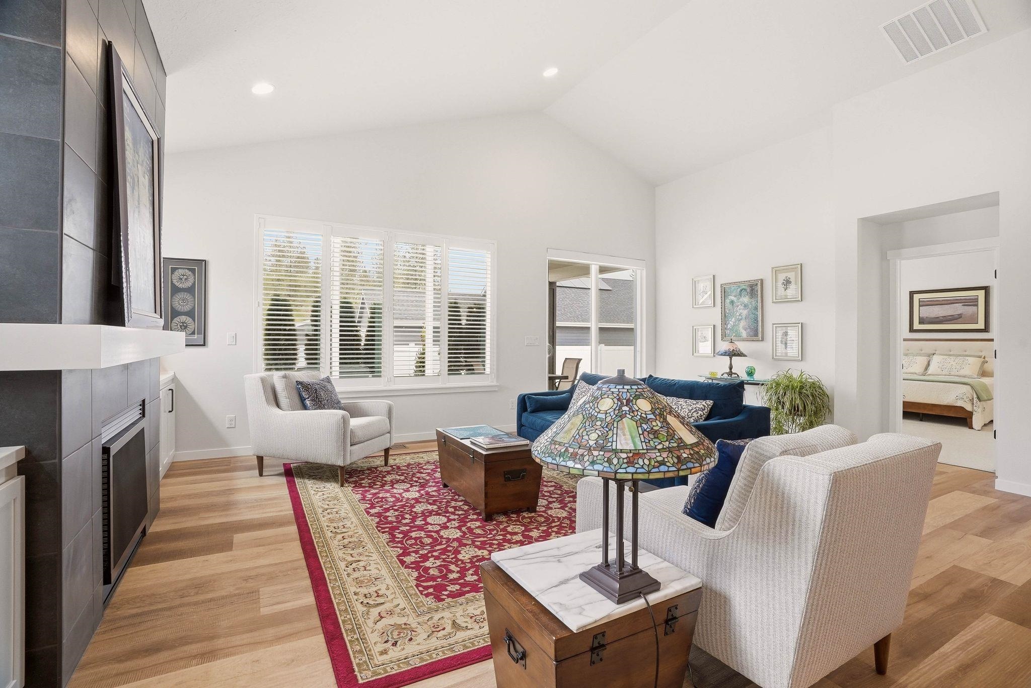 2121 E 33rd Ave - Photo 10