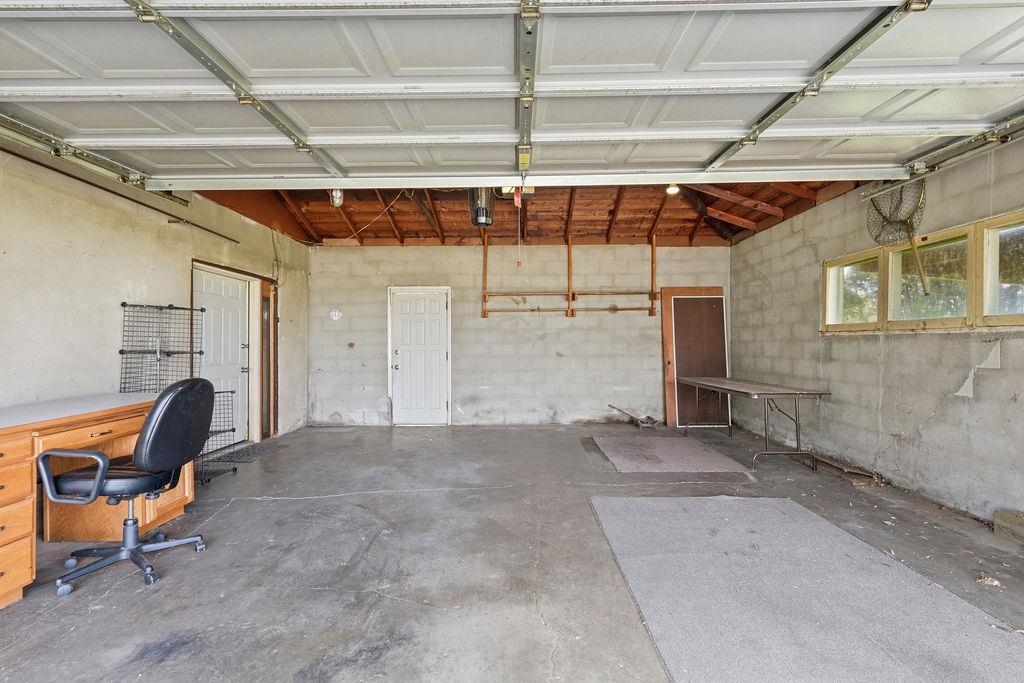4714 S Grove Rd - Photo 32