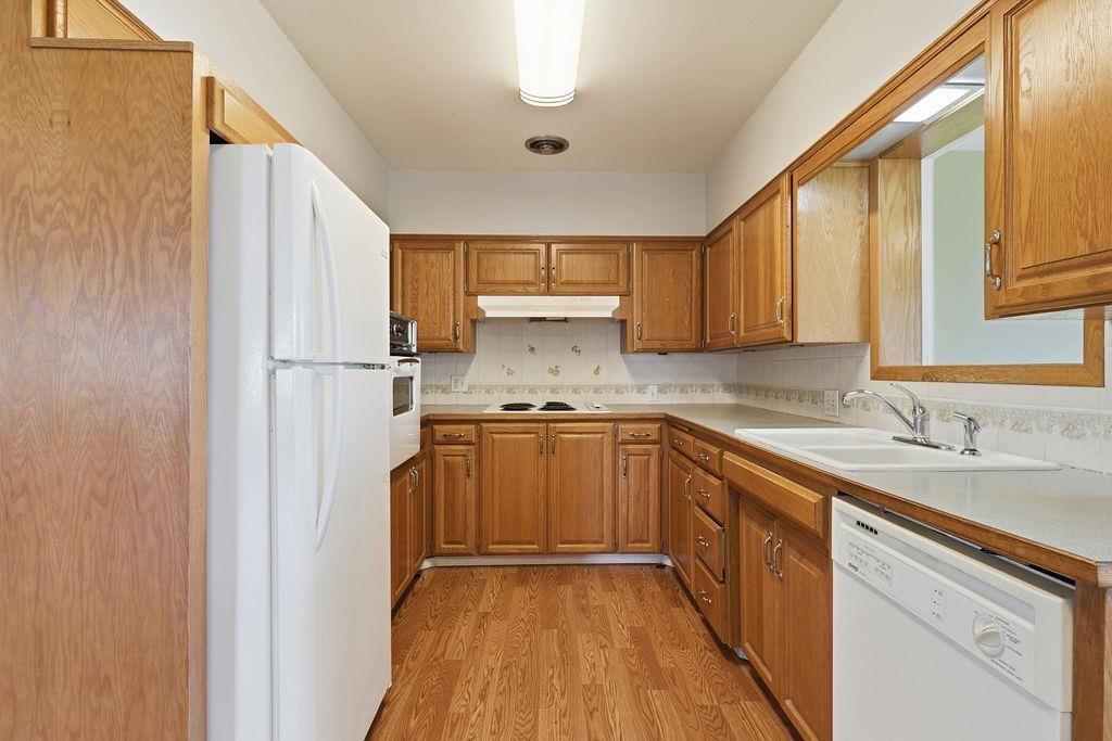 4714 S Grove Rd - Photo 8