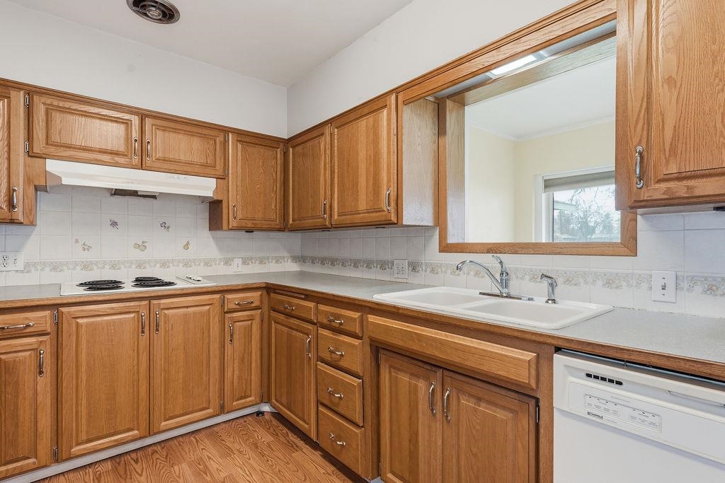 4714 S Grove Rd - Photo 9