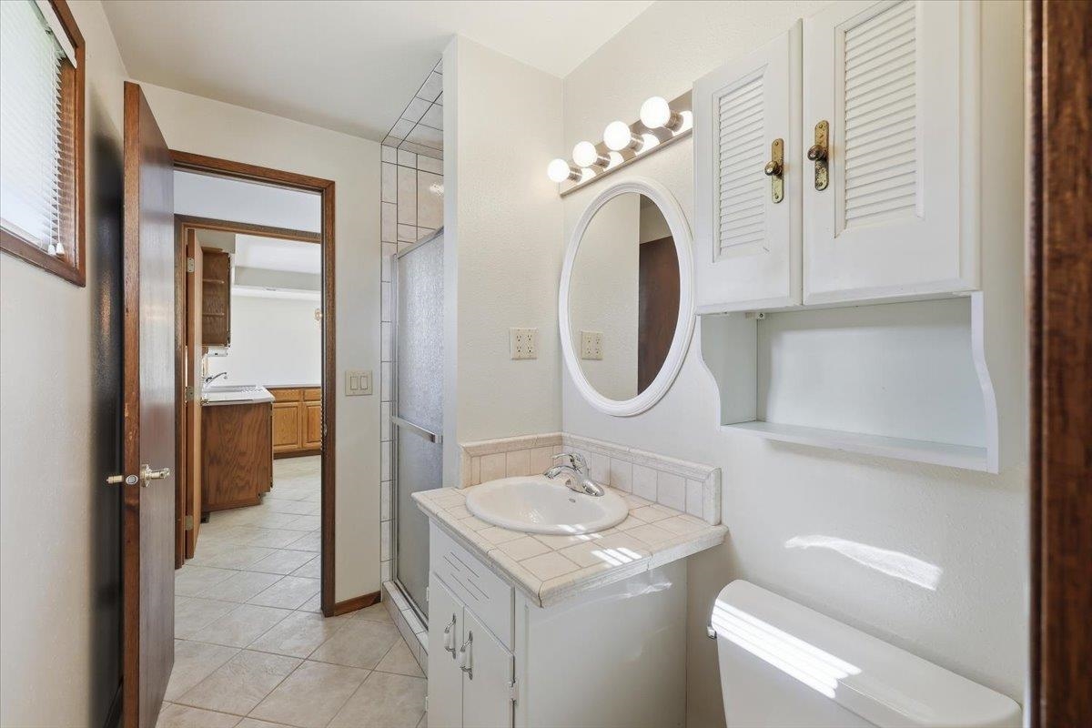 6522 N Elizabeth St - Photo 13