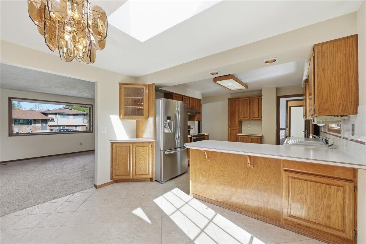 6522 N Elizabeth St - Photo 8