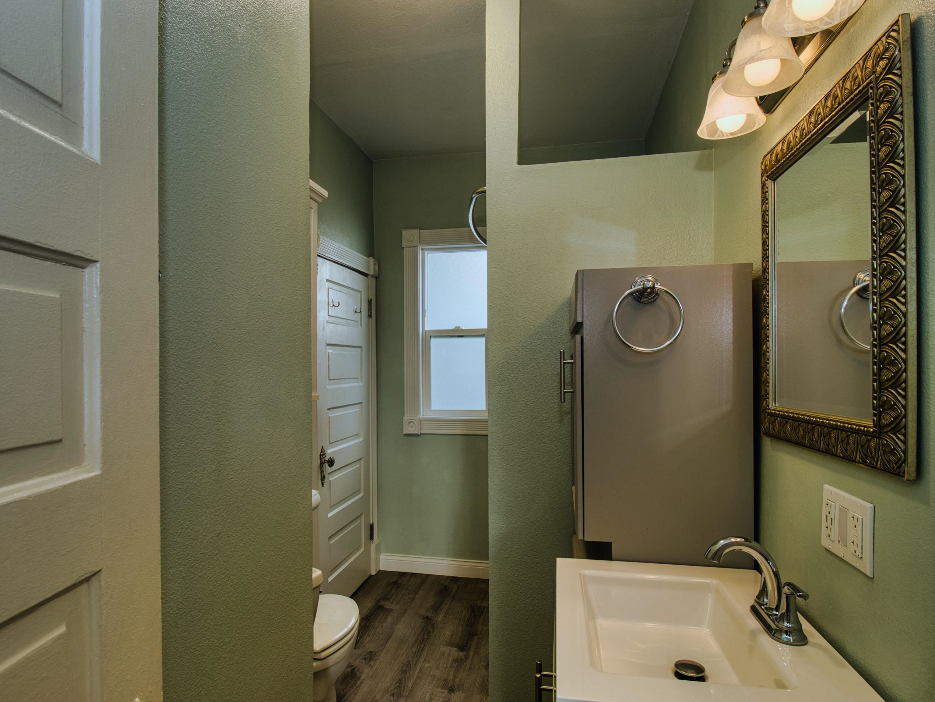 1805 W Gardner Ave - Photo 19