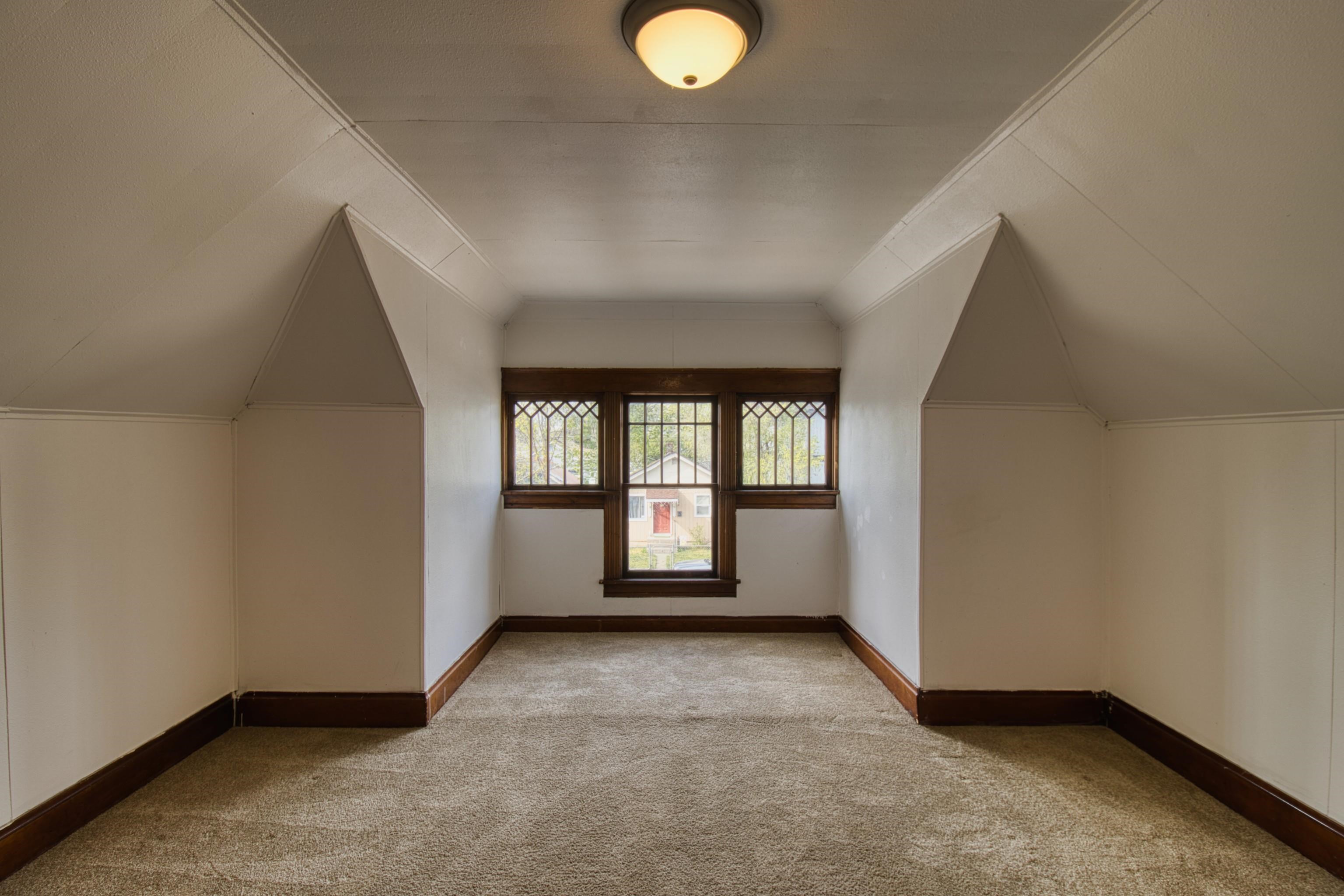 1805 W Gardner Ave - Photo 33
