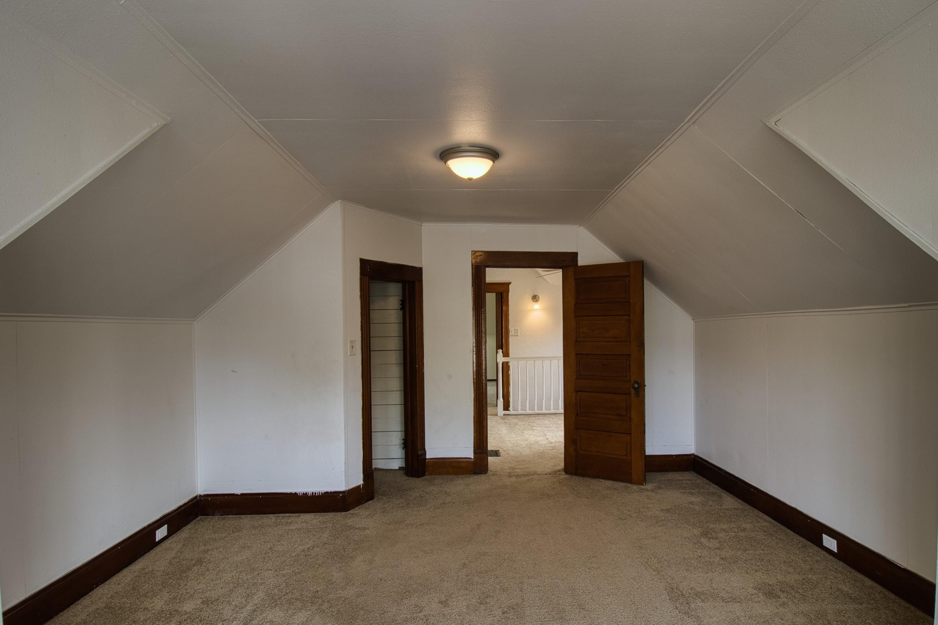 1805 W Gardner Ave - Photo 34