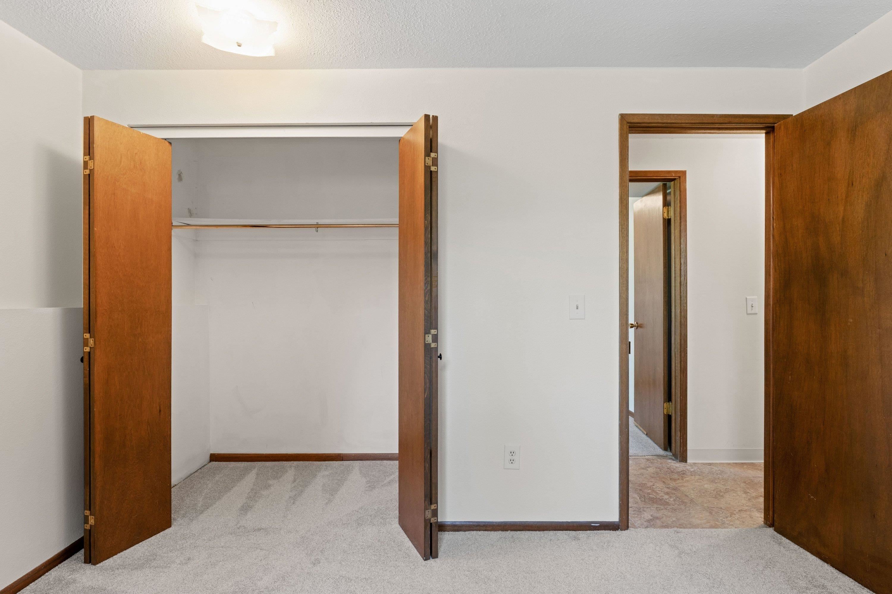 12311 E Skyview Ave - Photo 28