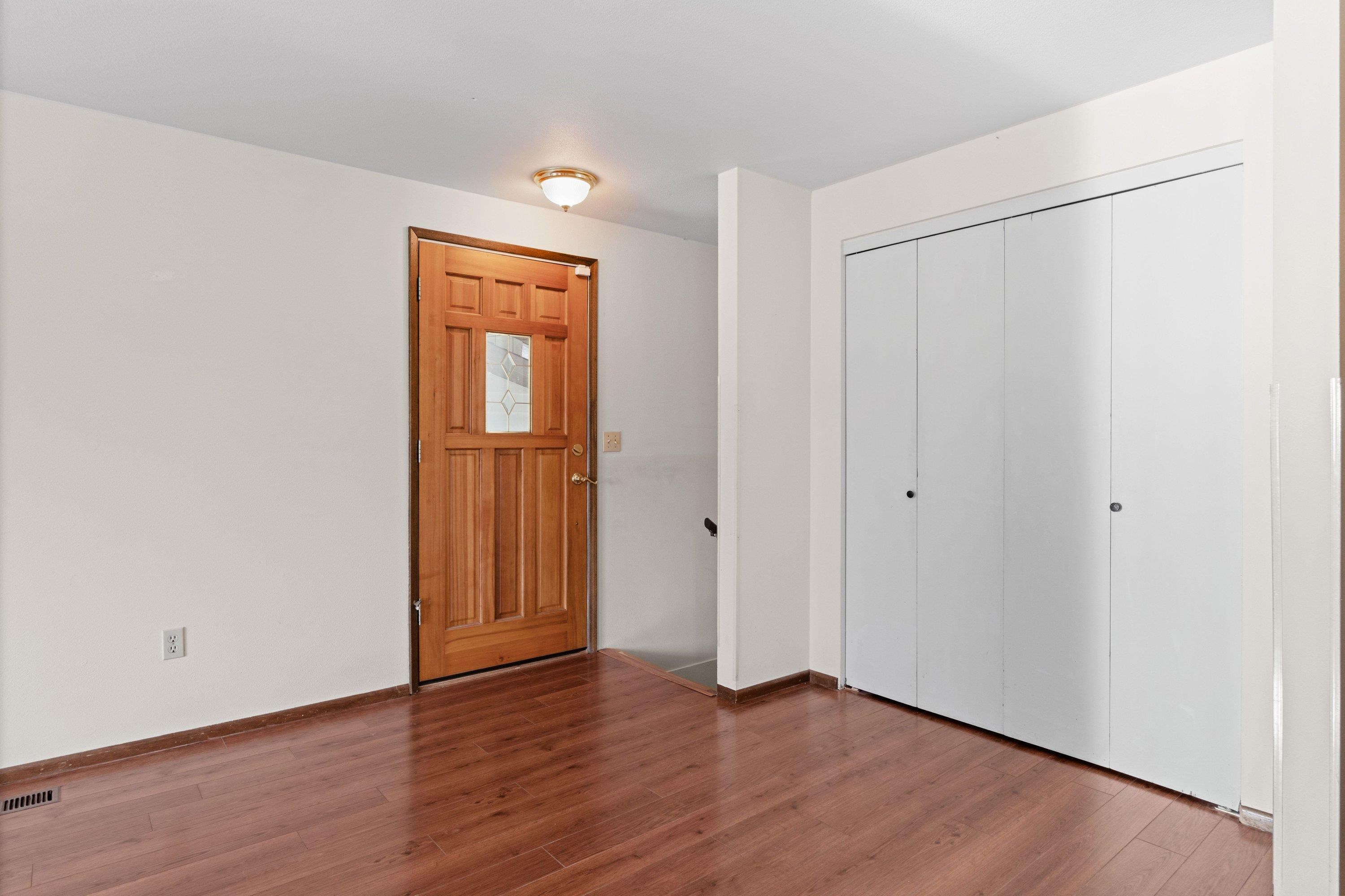 12311 E Skyview Ave - Photo 7