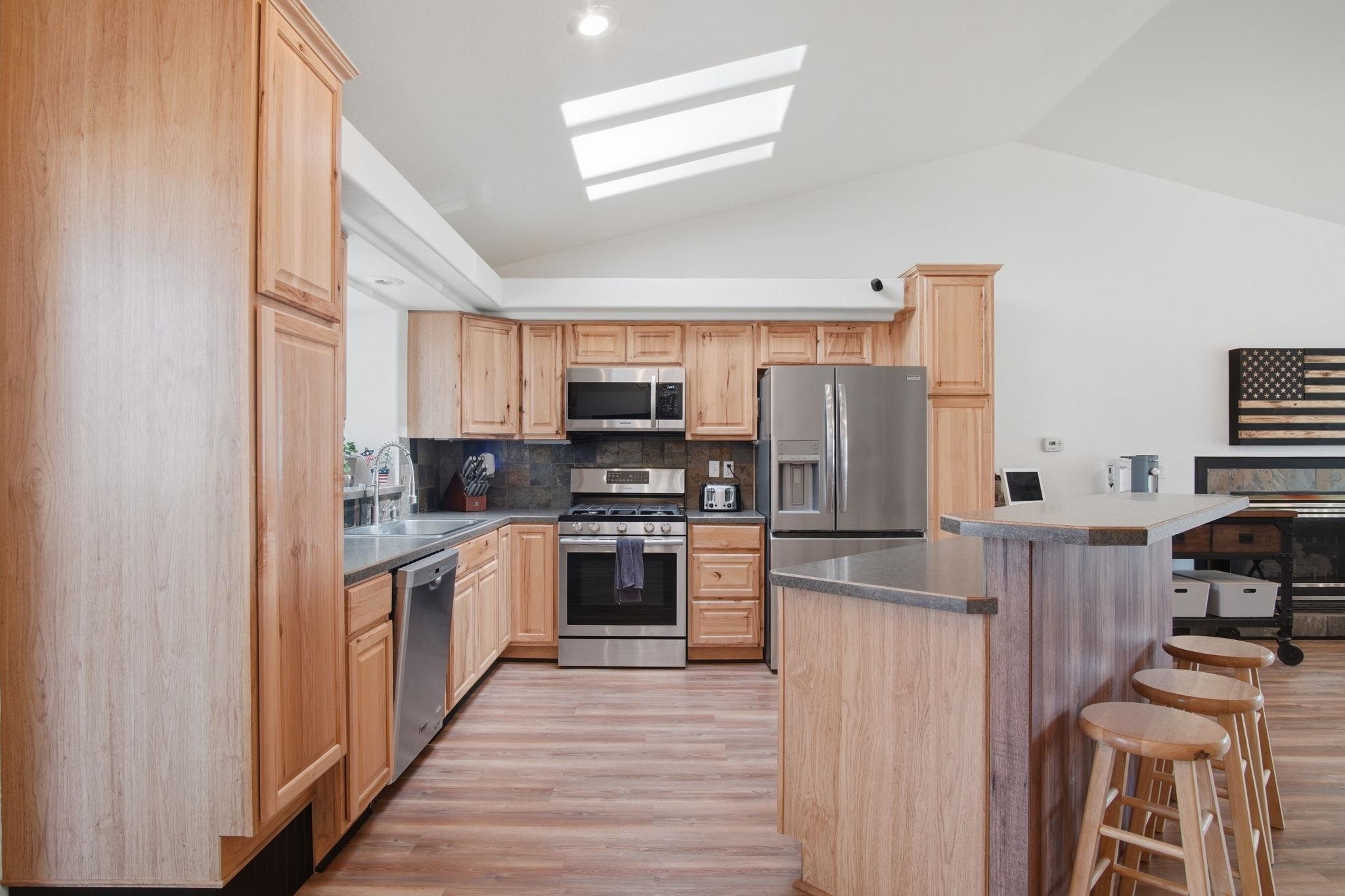 605 S Stanley Ct - Photo 3