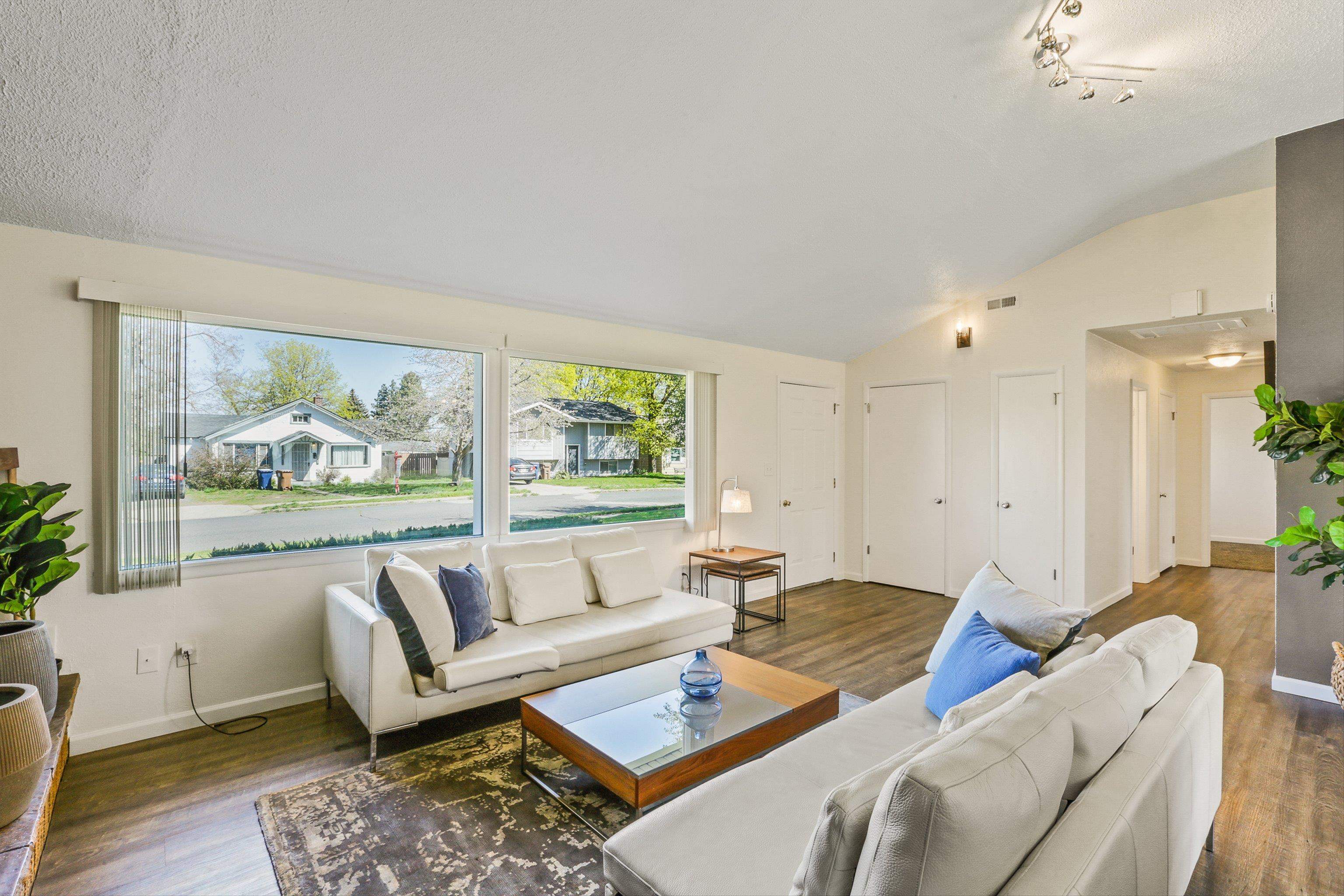 4024 E 22 Ave - Photo 10