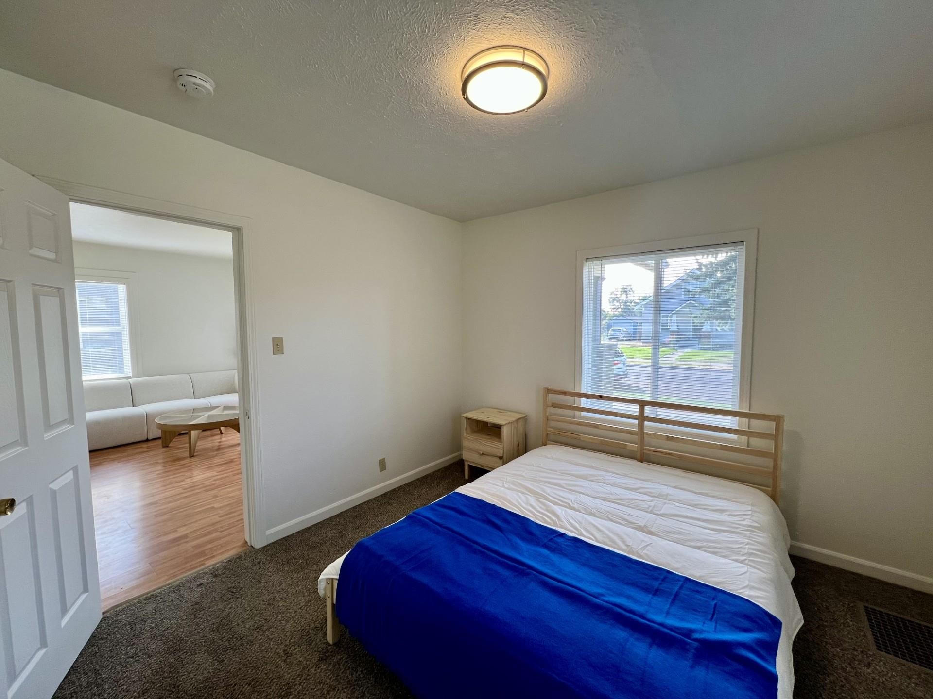 1027 E Courtland Ave - Photo 10