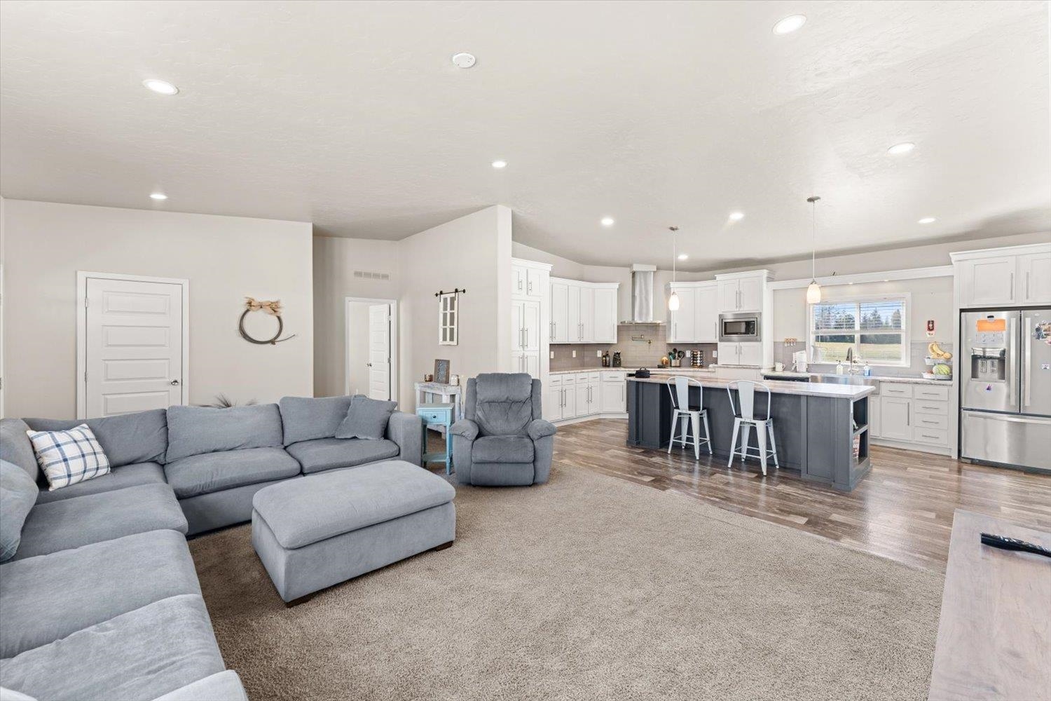 2421 W Fausett Ln - Photo 11