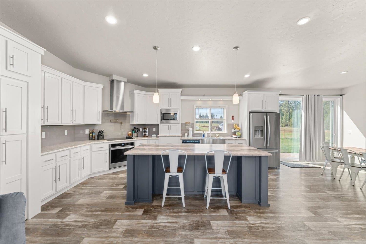 2421 W Fausett Ln - Photo 12