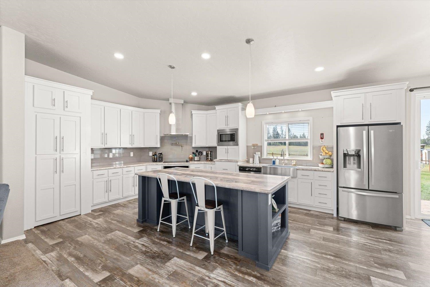 2421 W Fausett Ln - Photo 13