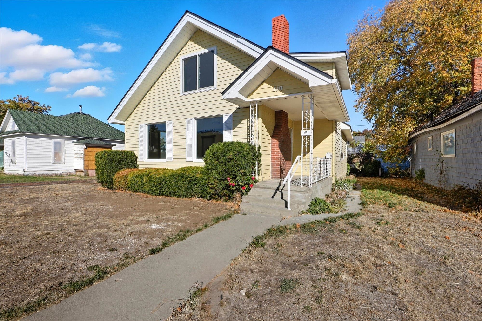 710 Marshall St - Photo 3