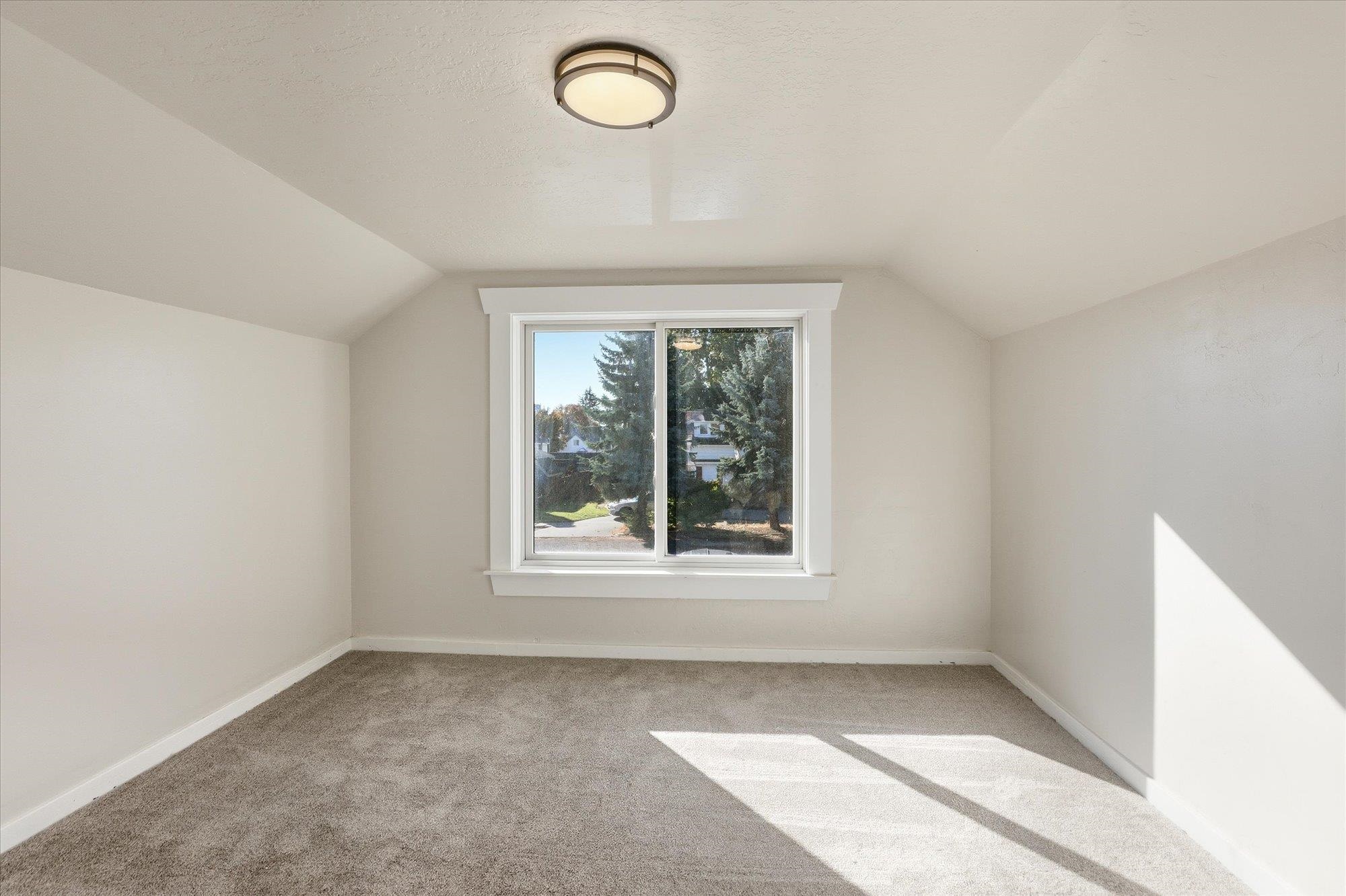 710 Marshall St - Photo 22