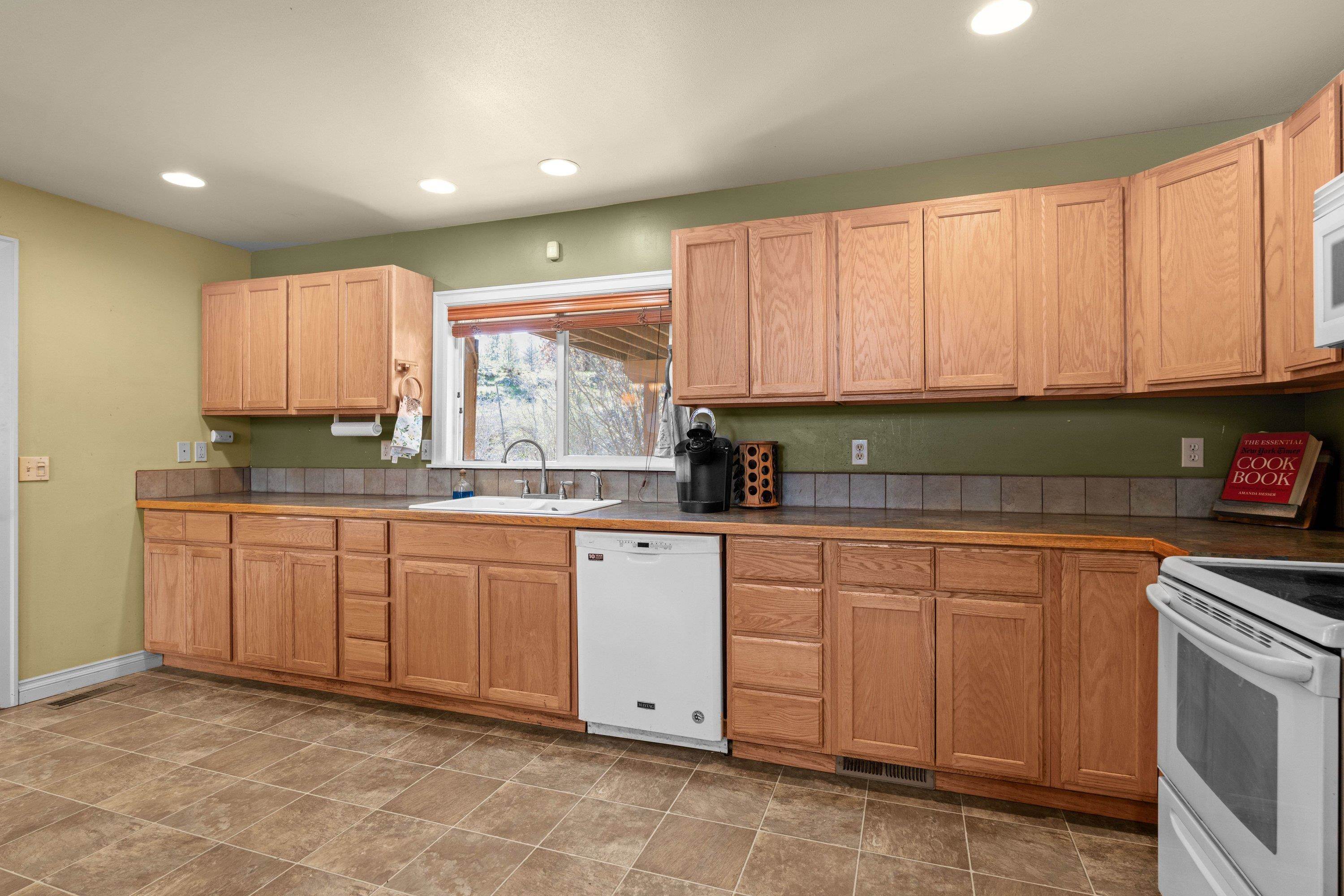 6721 W Greenwood Rd - Photo 11