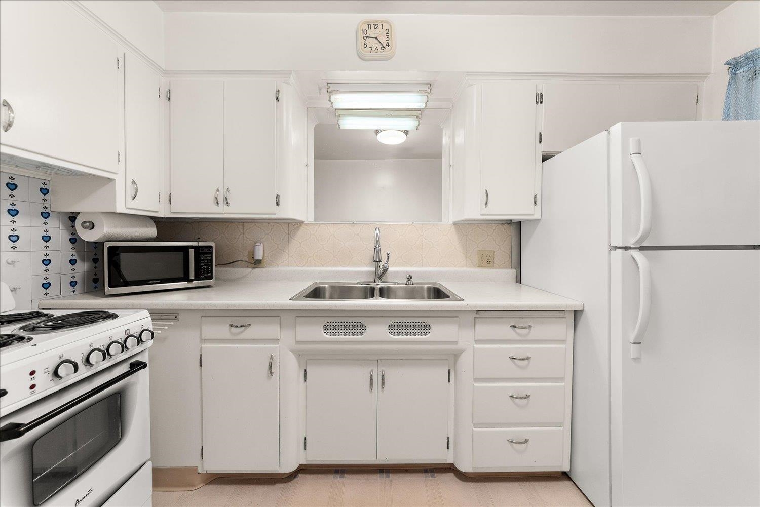 611 E 23rd Ave - Photo 20