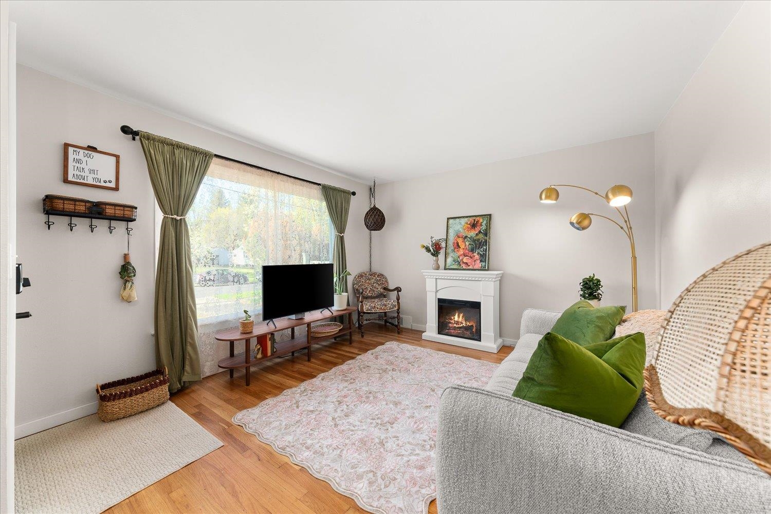 611 E 23rd Ave - Photo 5