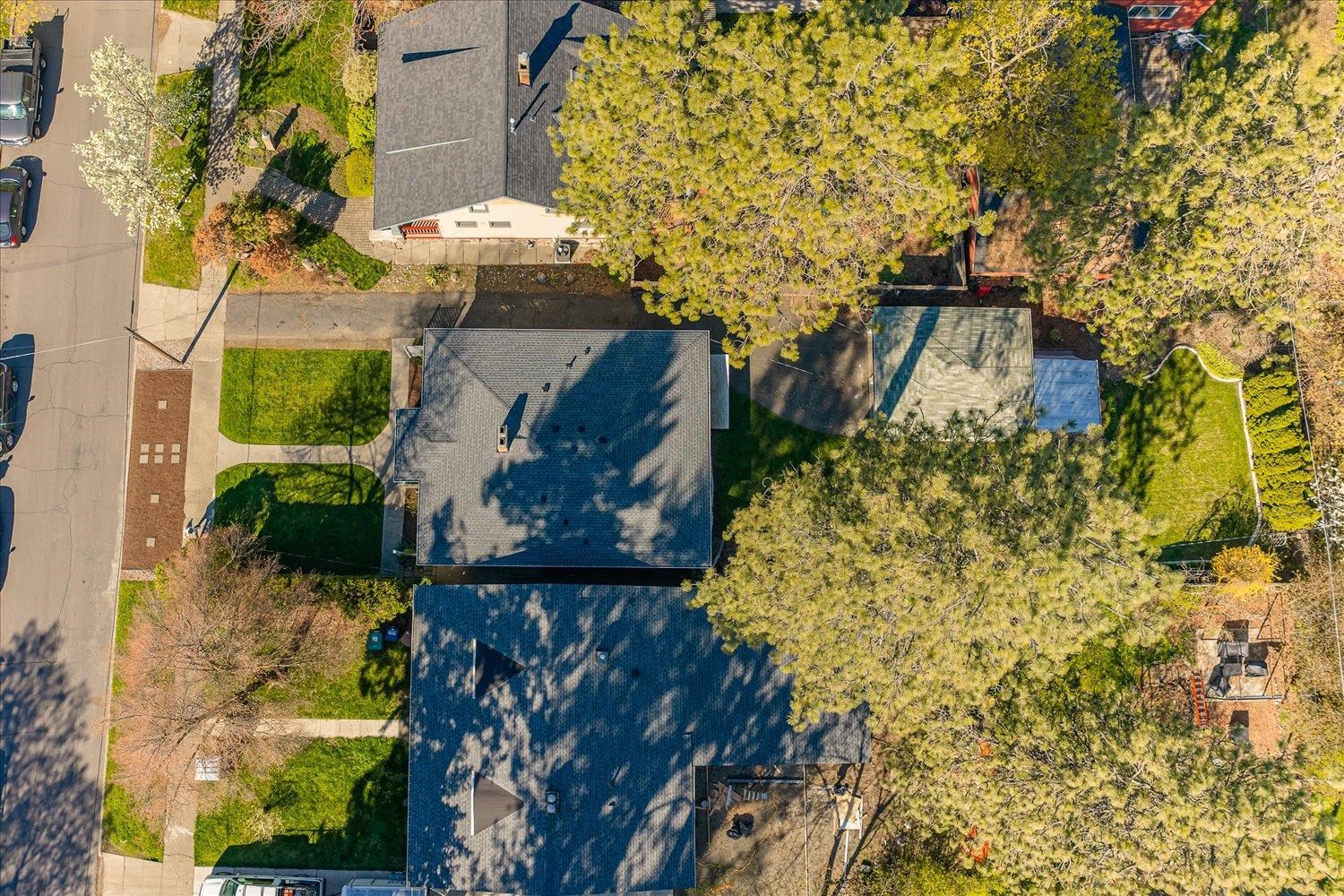 611 E 23rd Ave - Photo 44