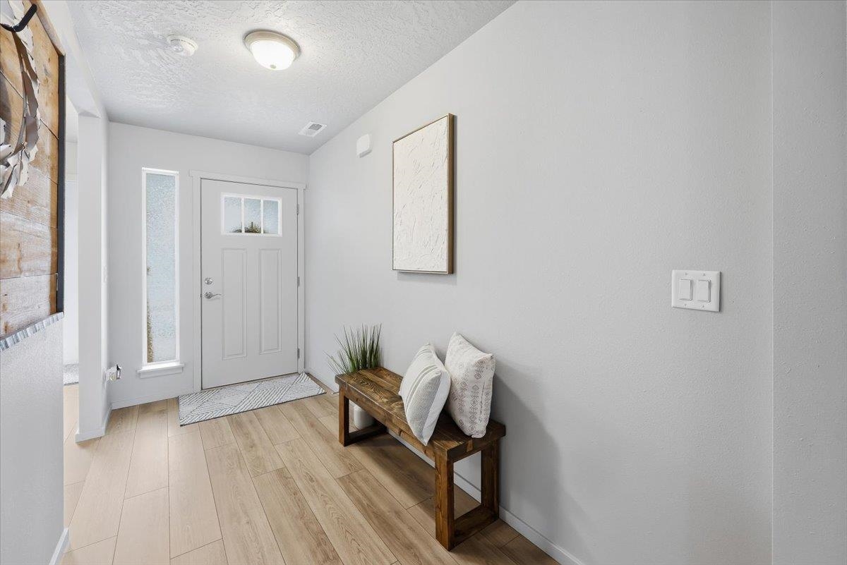 422 N Arc Ct - Photo 3