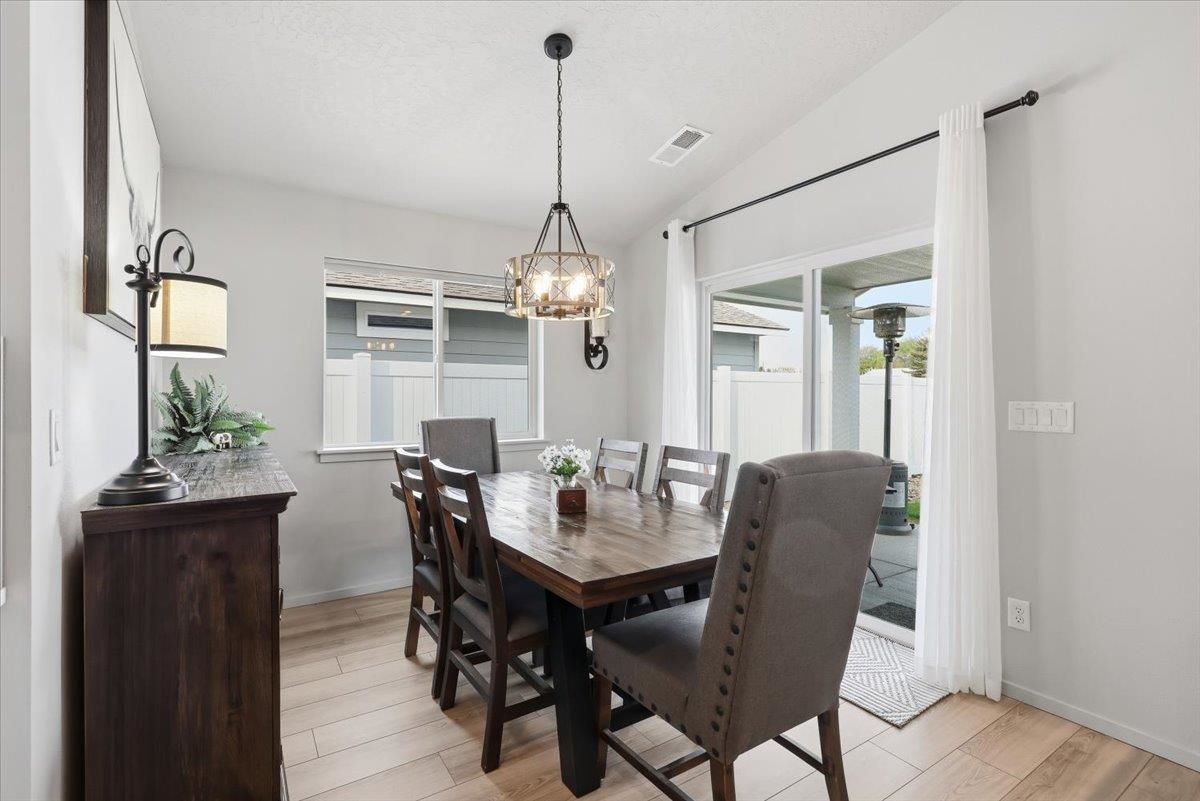 422 N Arc Ct - Photo 10