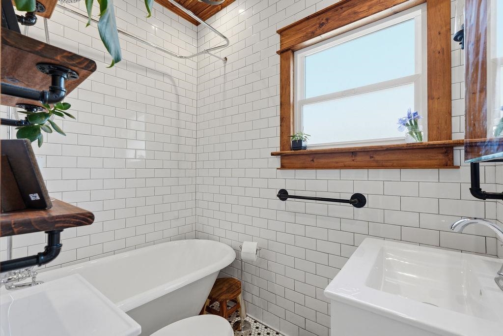 2323 N Wall St - Photo 12
