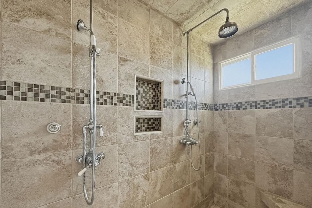 2323 N Wall St - Photo 20