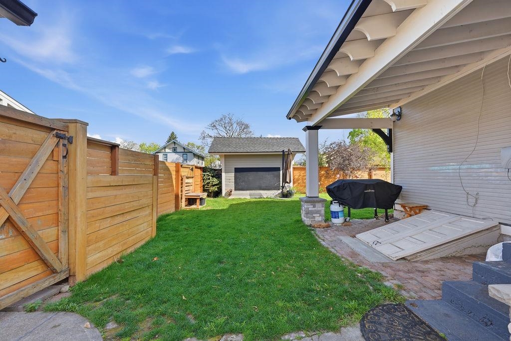 2323 N Wall St - Photo 30