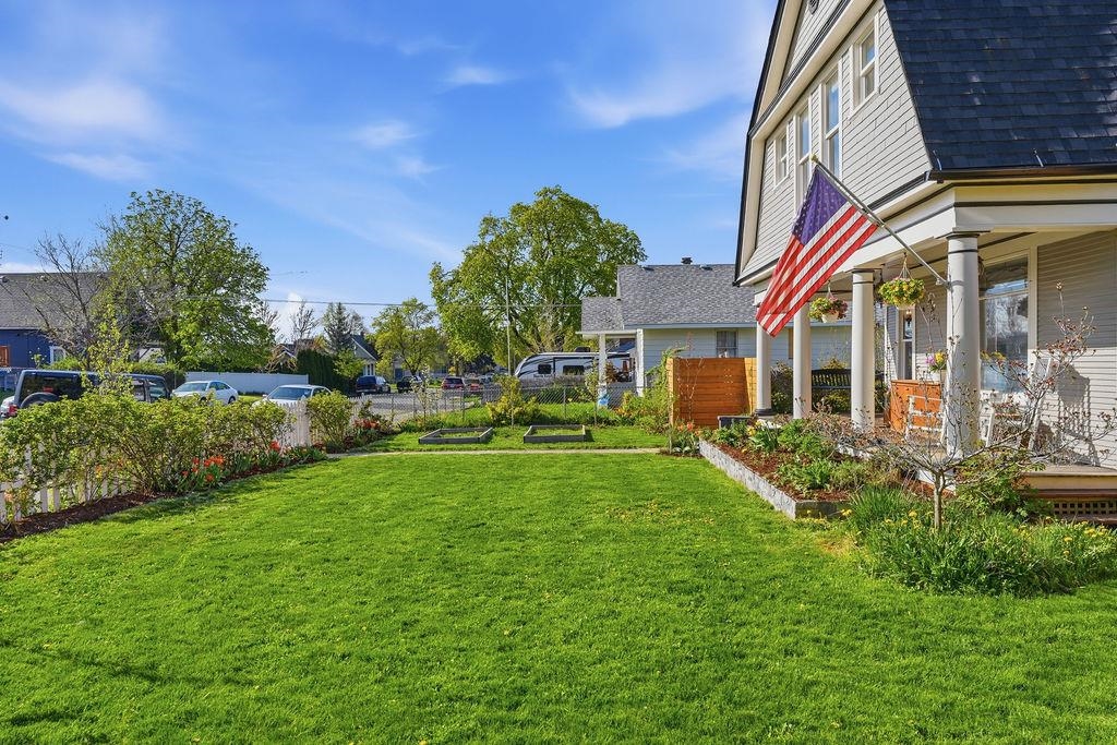 2323 N Wall St - Photo 37
