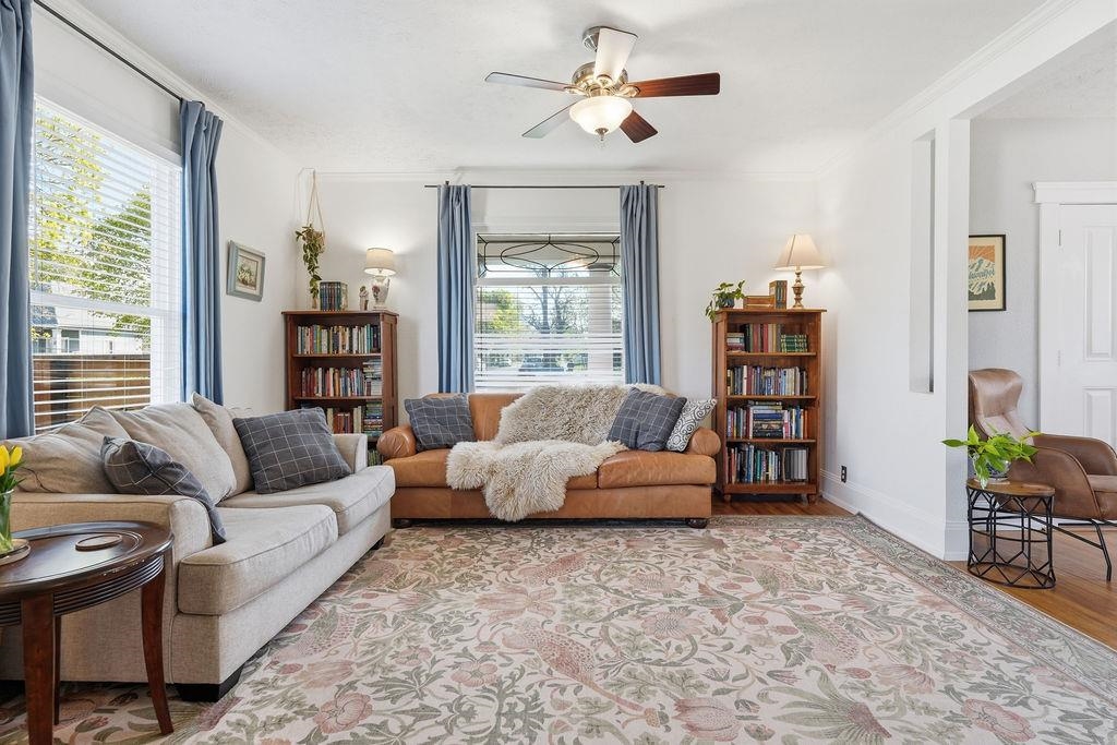 2323 N Wall St - Photo 6
