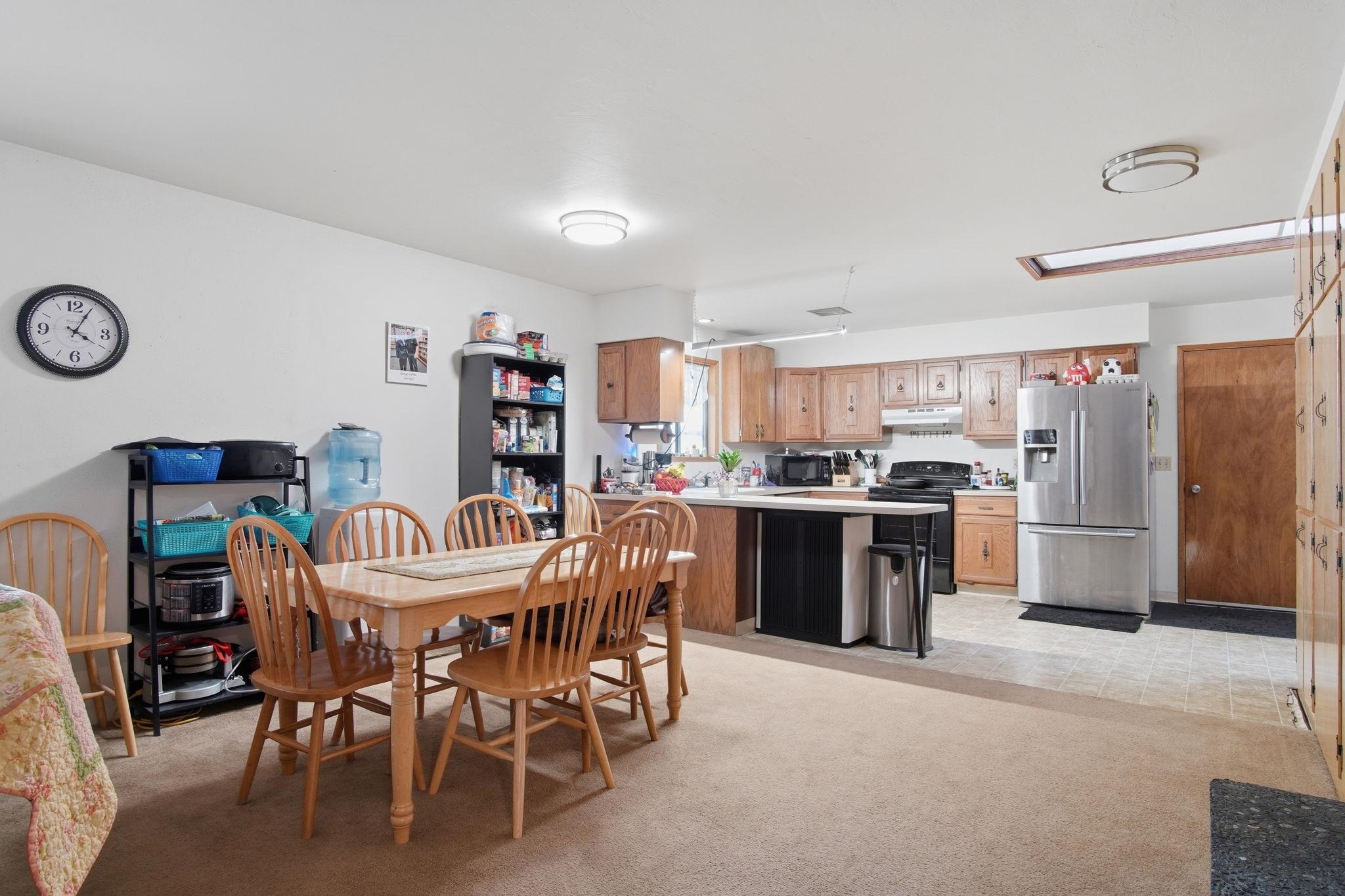 404 W Fir St - Photo 2