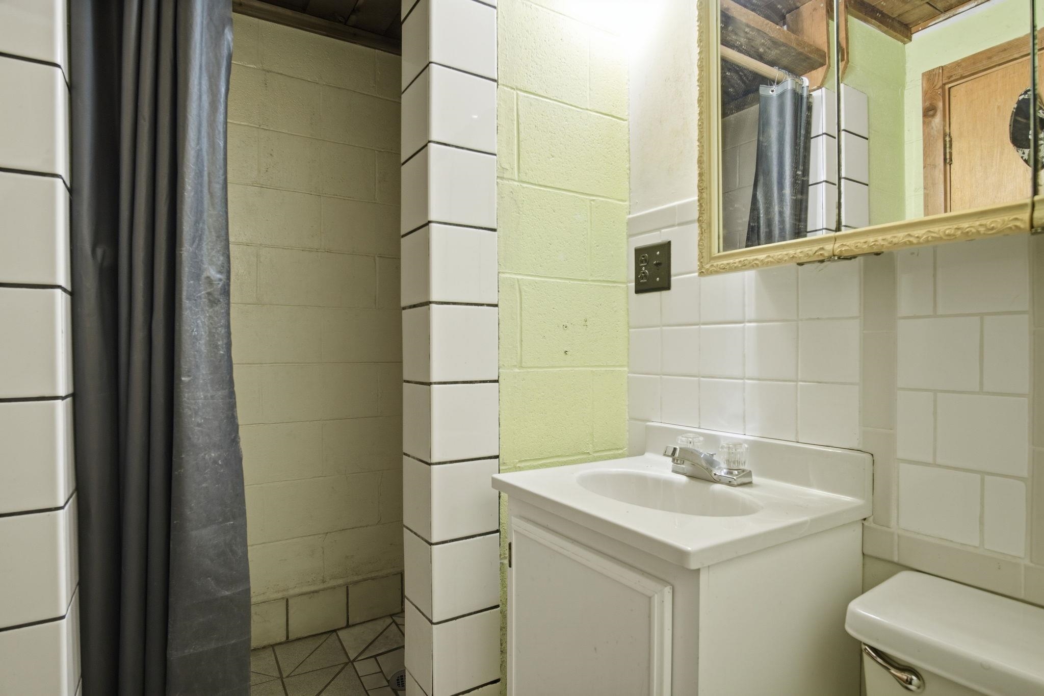 404 W Fir St - Photo 18