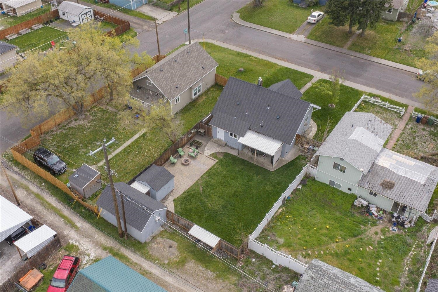 1408 W Kiernan Ave - Photo 39