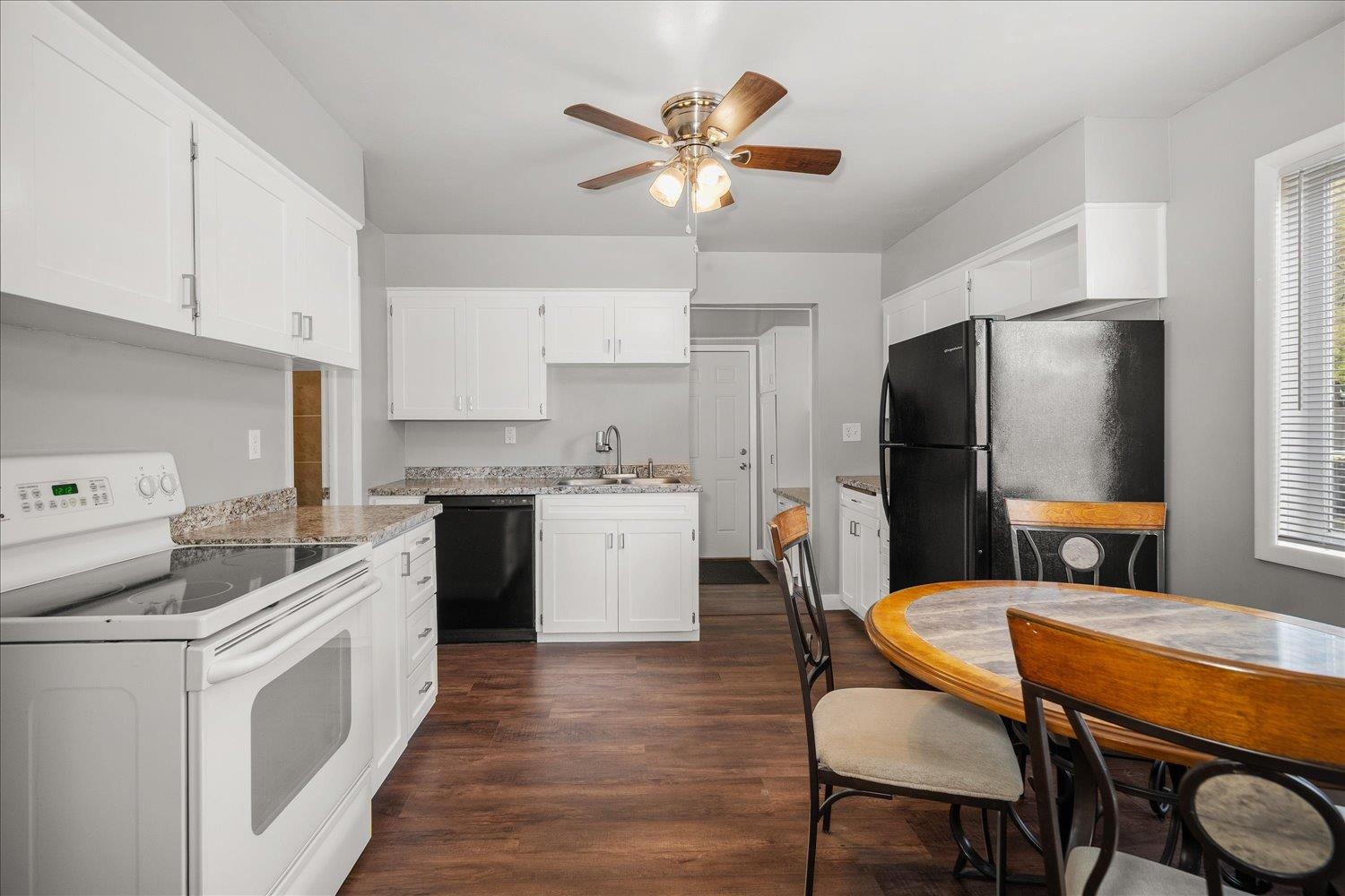 1408 W Kiernan Ave - Photo 7