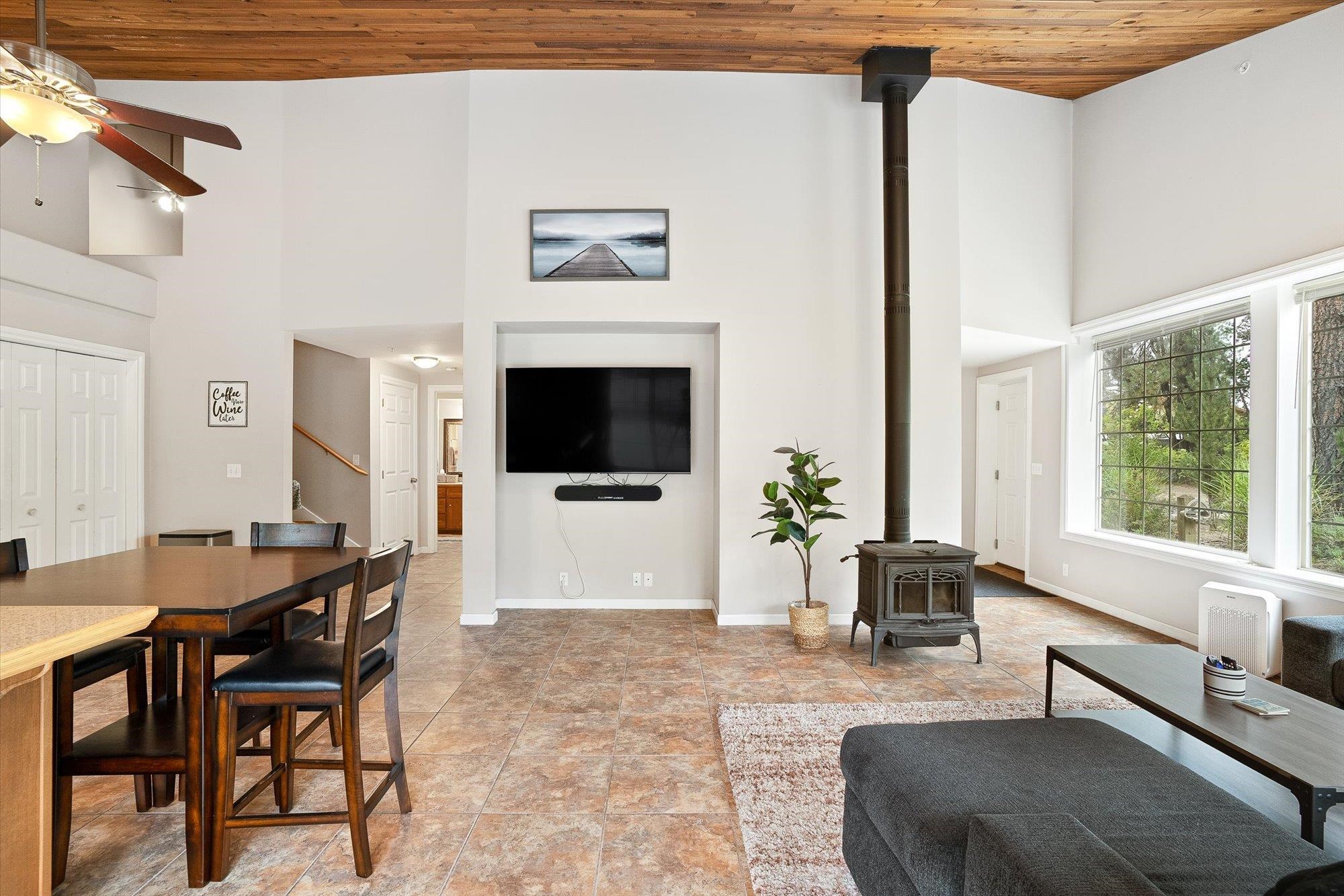 6696 Hwy 291 - Photo 5