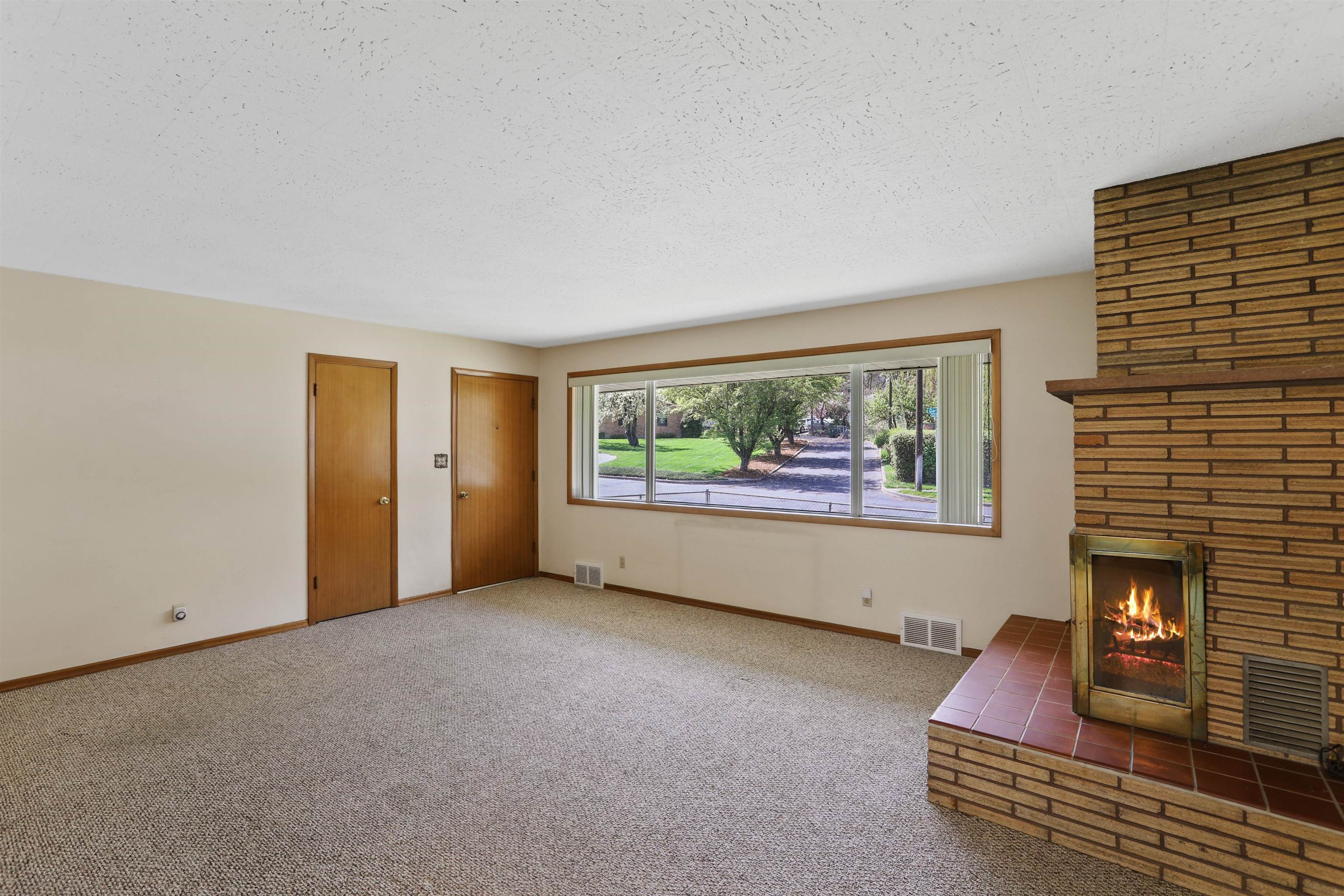 1215 S Garfield St - Photo 6