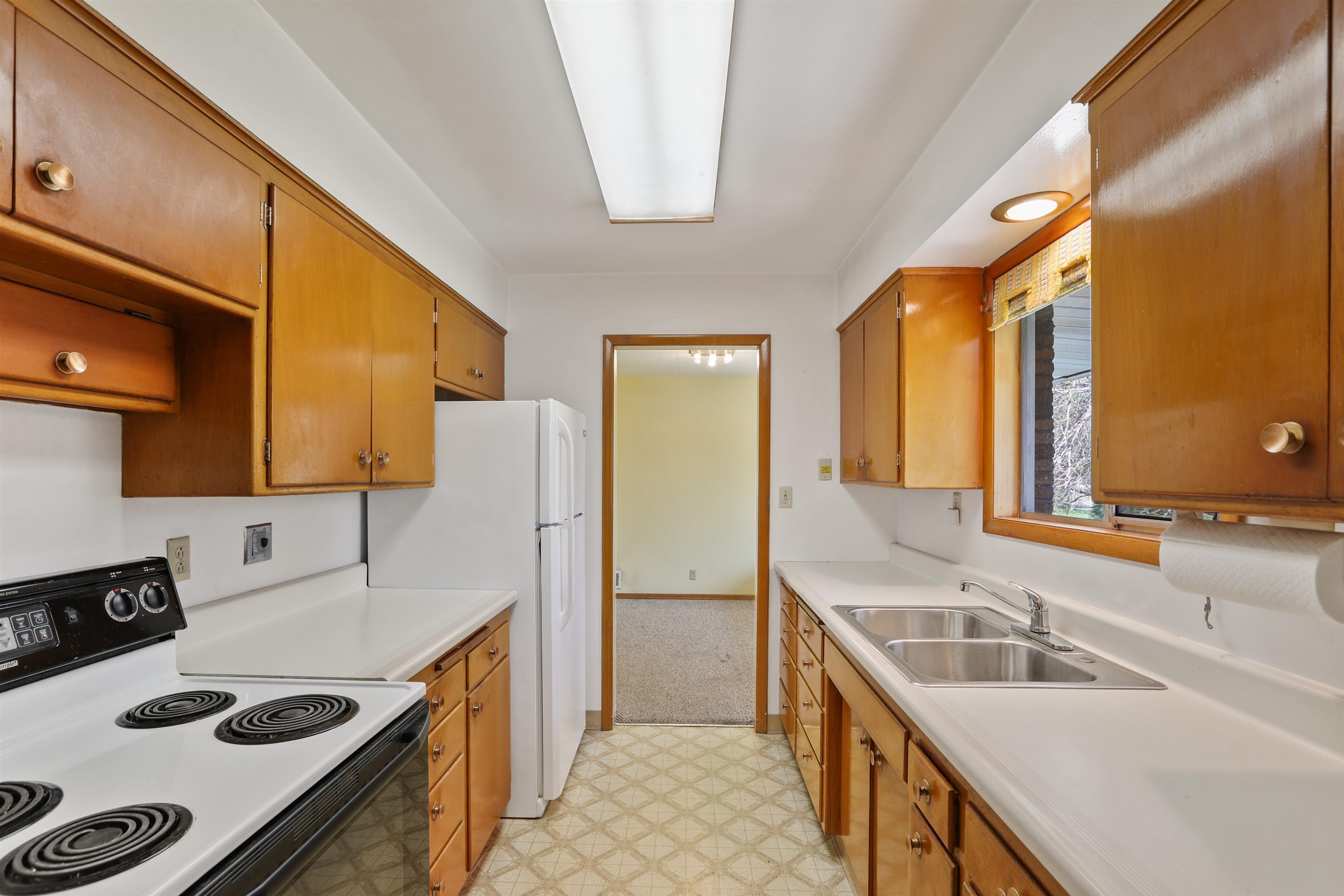 1215 S Garfield St - Photo 9