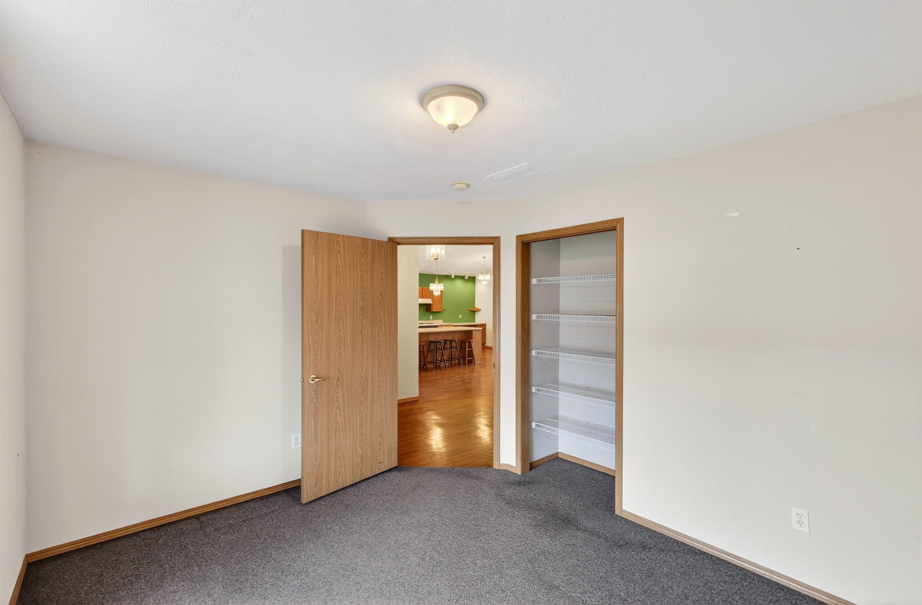 405 S Lucille Ct - Photo 30