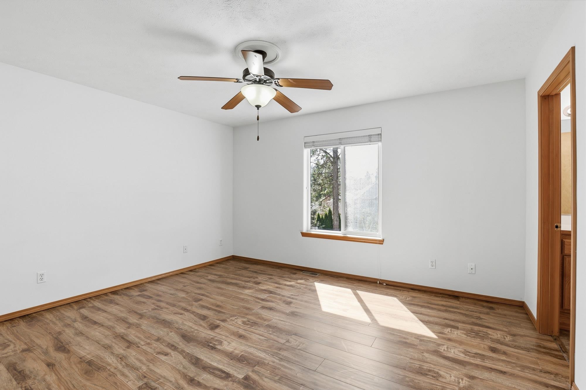 1208 E MEAD St - Photo 18