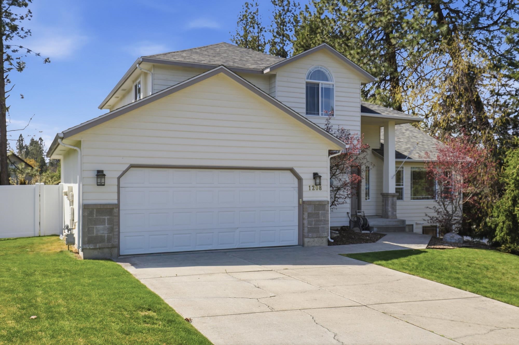 1208 E MEAD St - Photo 3