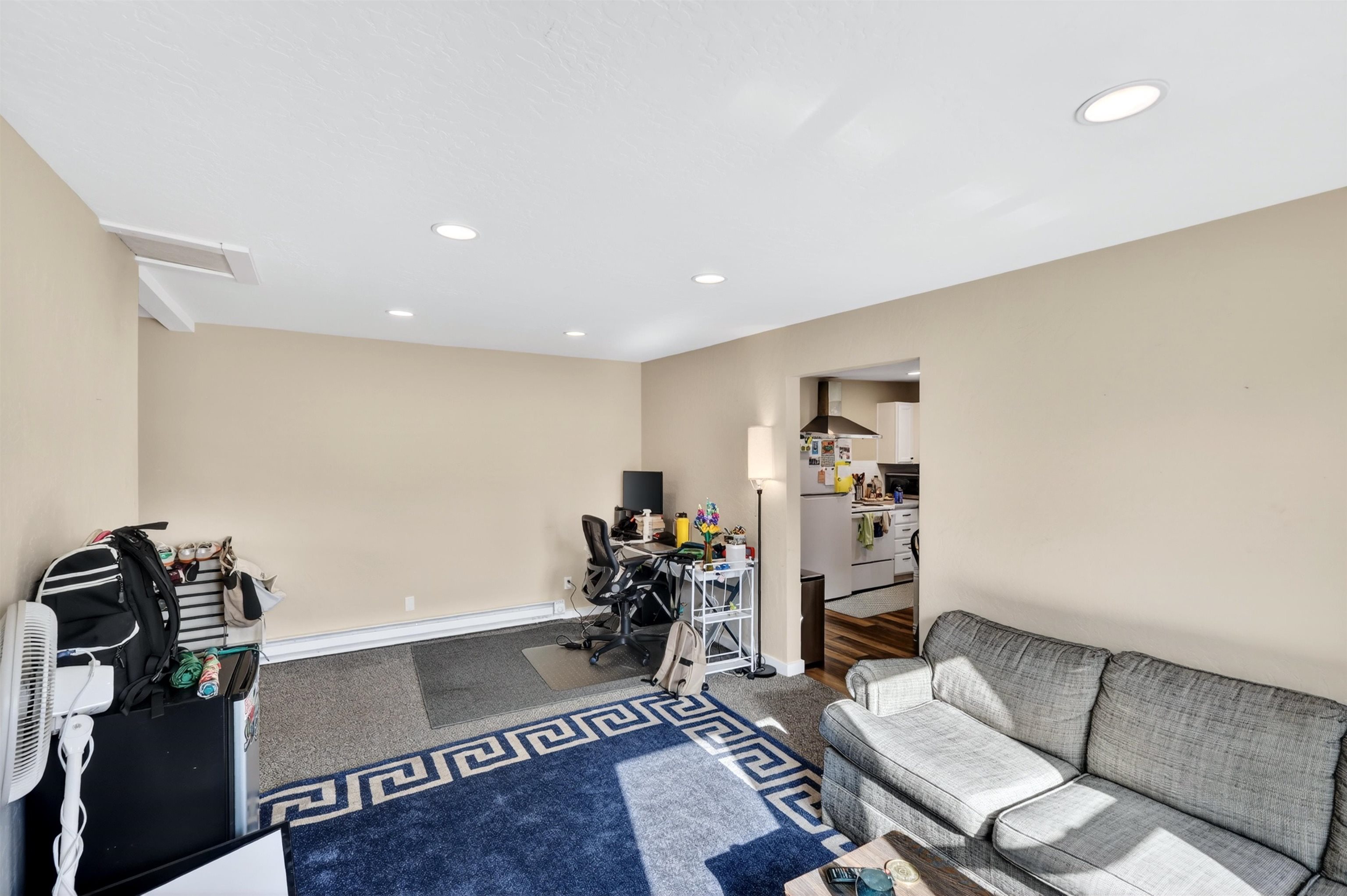 2202 W College Ave - Photo 29