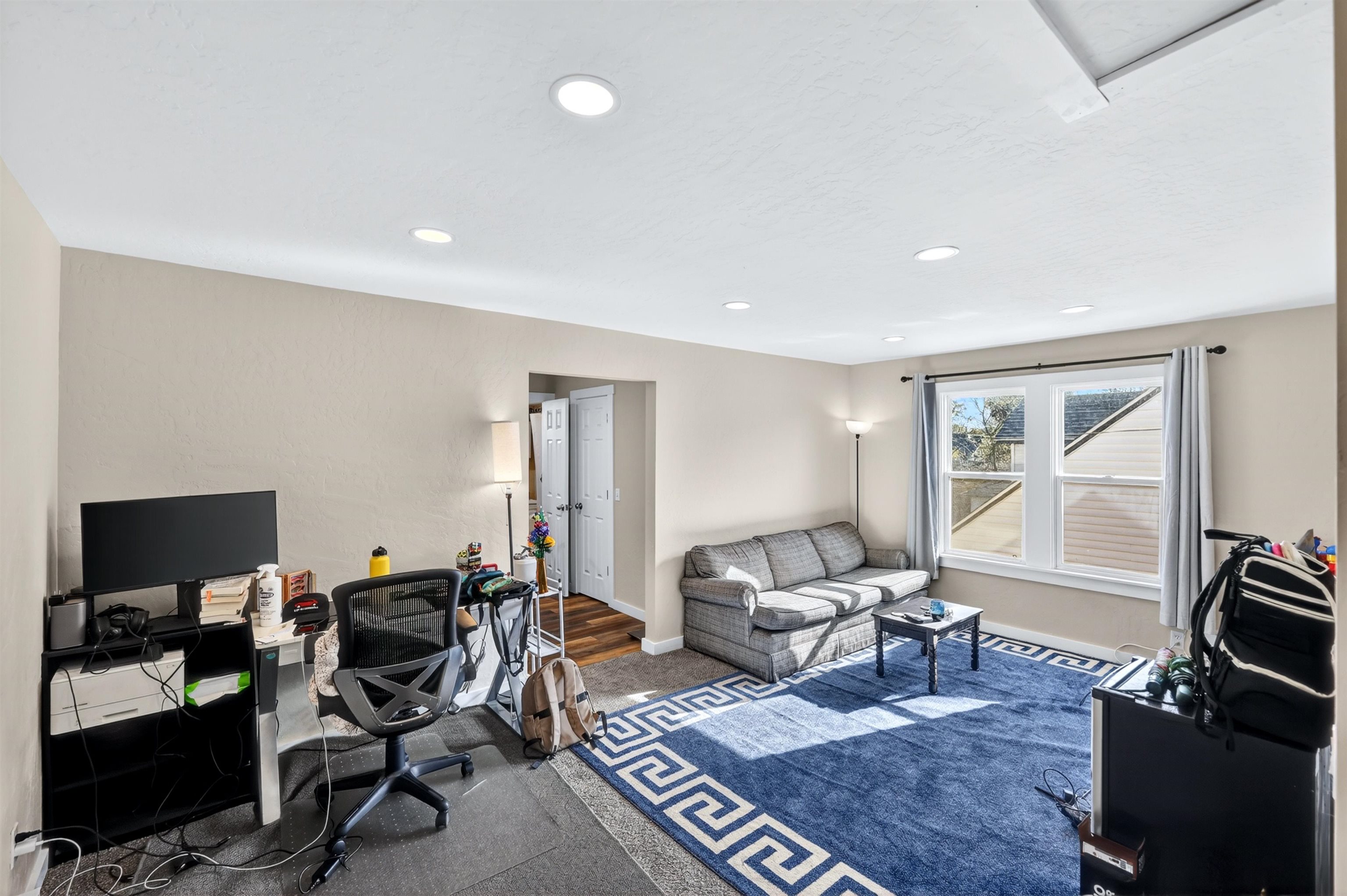 2202 W College Ave - Photo 31