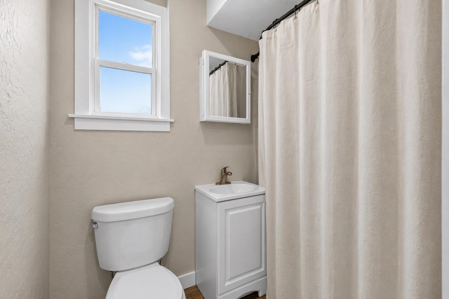 2202 W College Ave - Photo 33