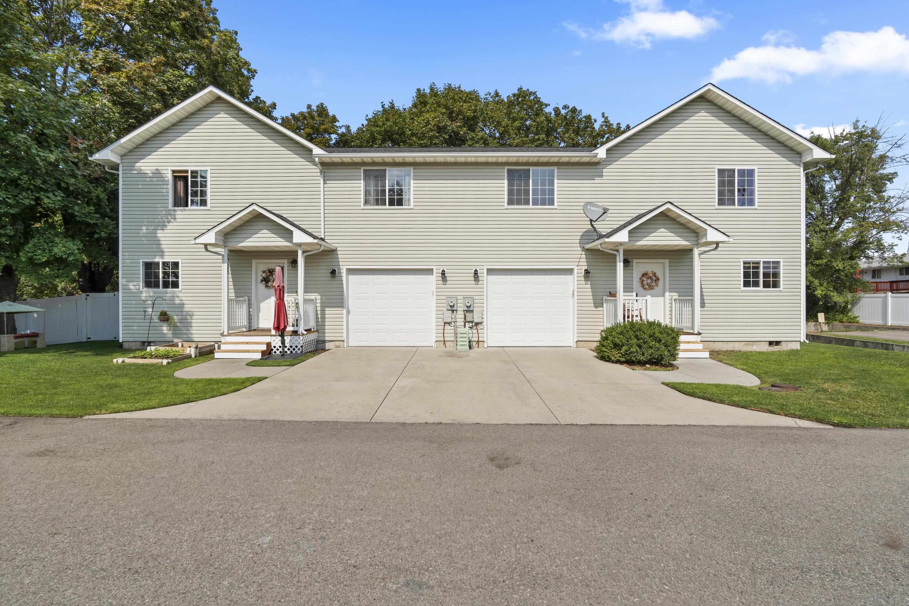 10725 E Broadway Ave - Photo 1
