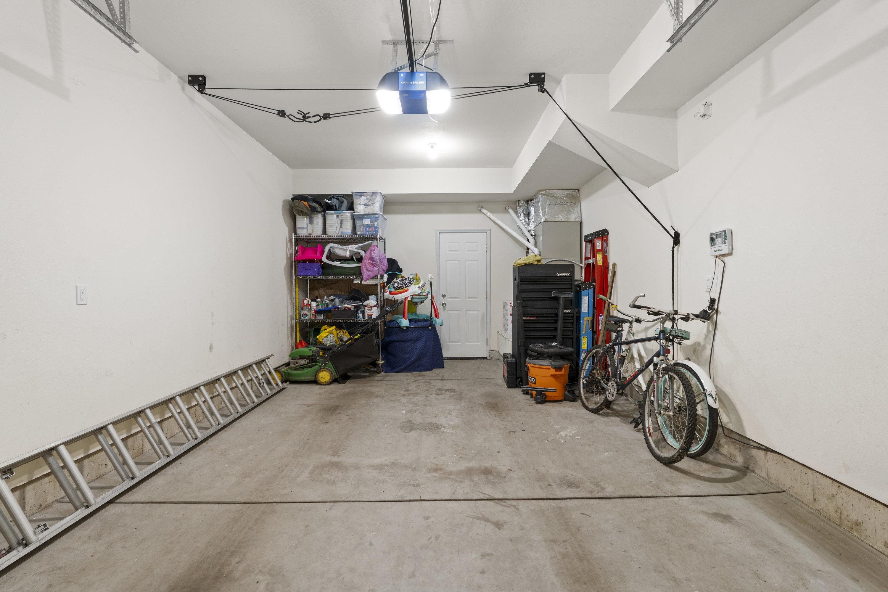 10725 E Broadway Ave - Photo 37