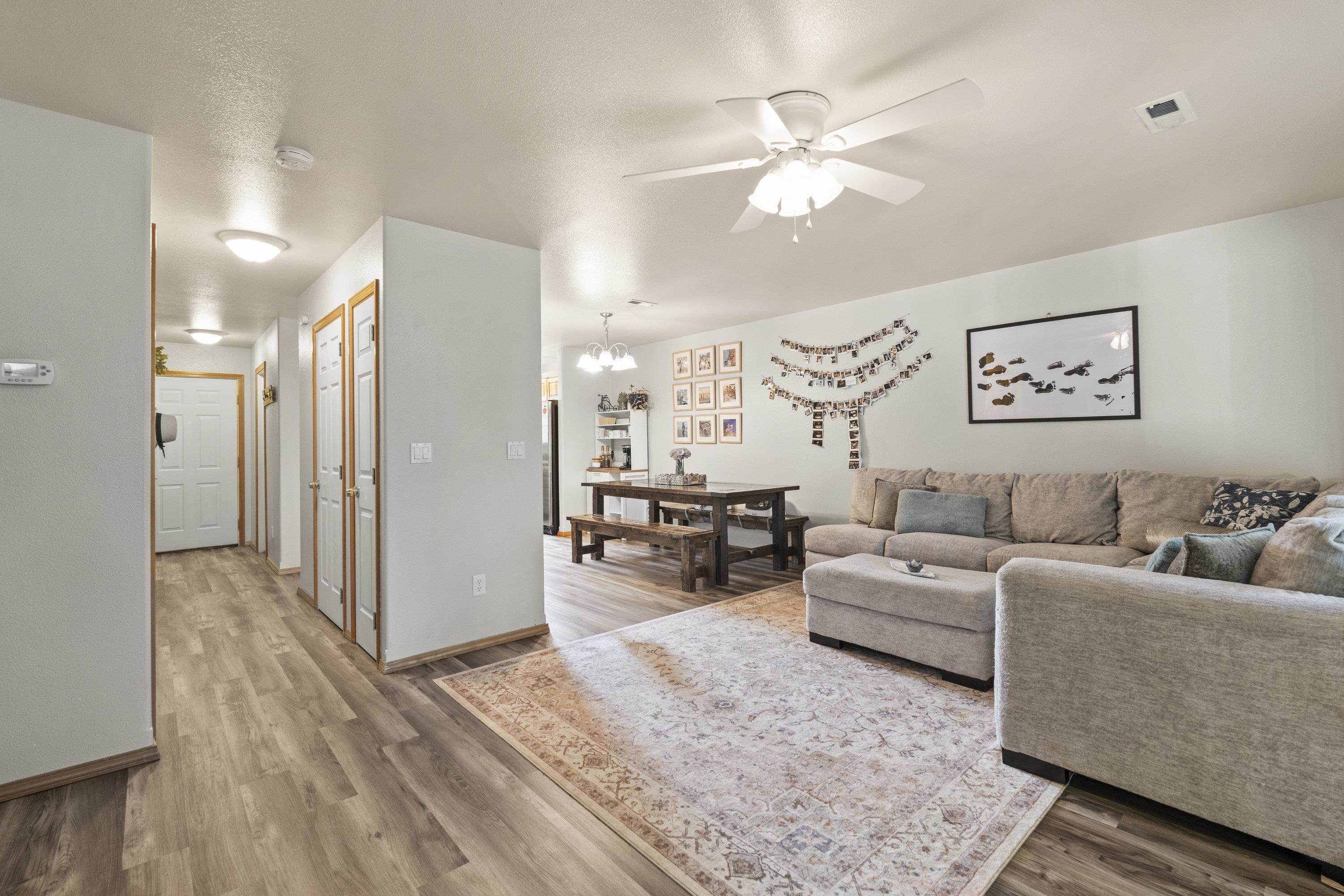 10725 E Broadway Ave - Photo 9